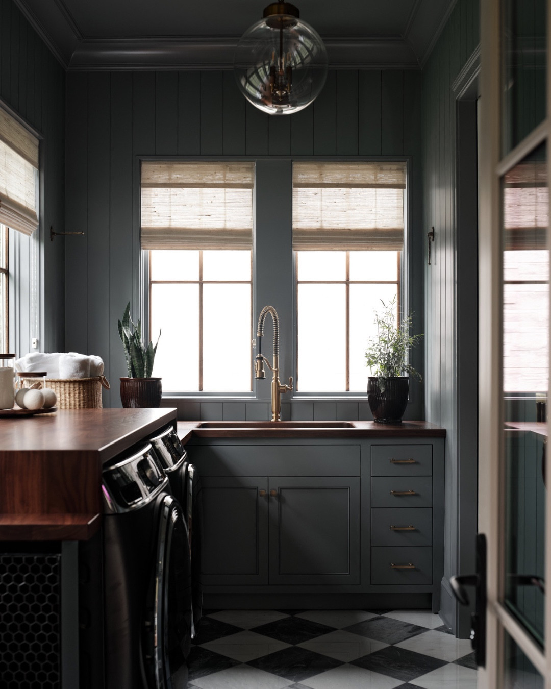 When your laundry room is this beautiful it’s no longer a chore… 🩶

#LTKfindsunder100 #LTKstyletip #LTKhome