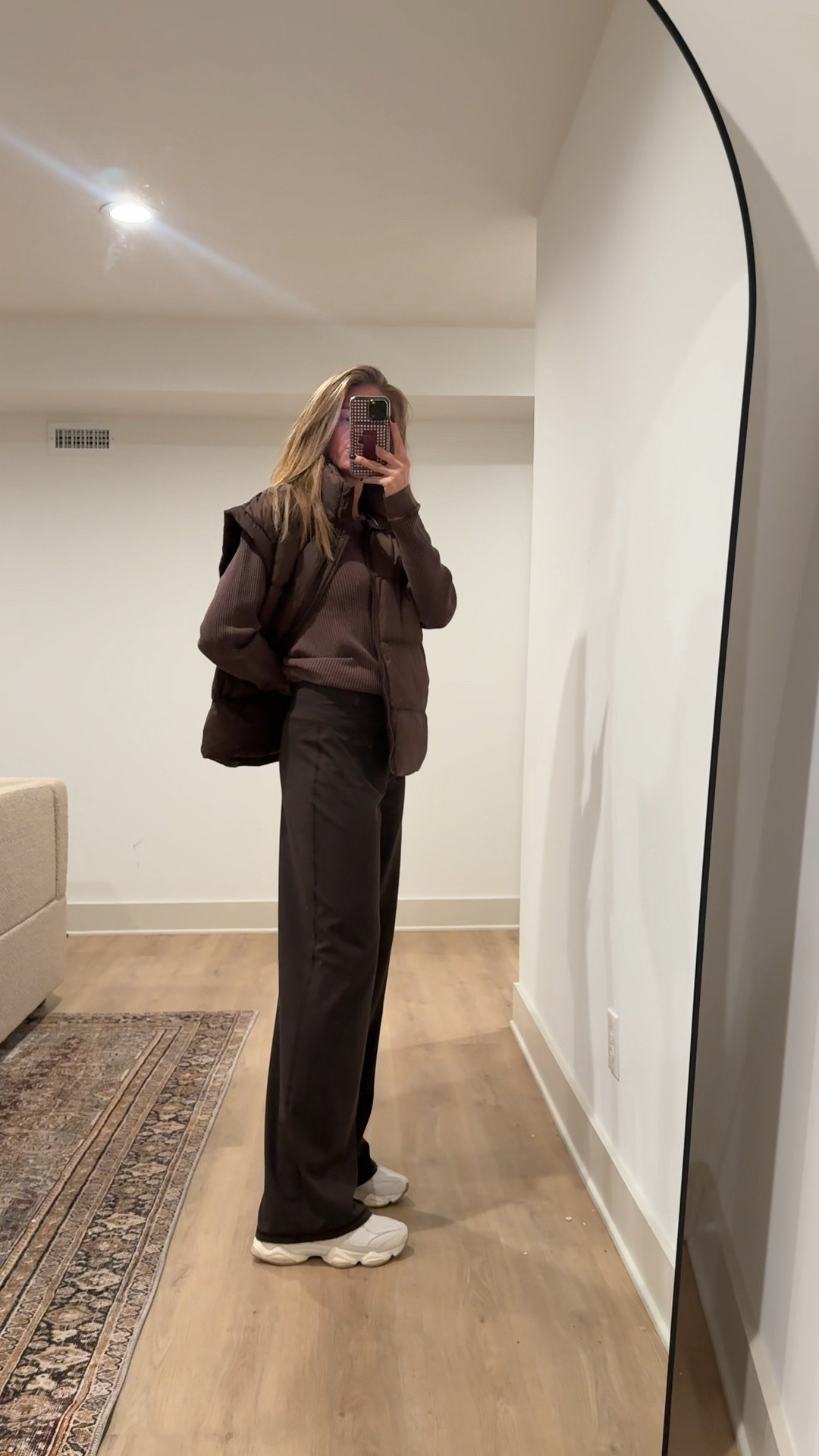 Running errands outfit today that is bump friendly and tall girl friendly. Tall sizes in the wide leg lounge pants. So comfy and i usually wear a small tall (athelta tends to run bigger) but sized up to a medium tall for my bump

Medium in Henley for an oversized fit but it already runs oversized if I were to wear a small

Medium in puffer vest for length but runs oversizedd

#LTKTall #LTKActive #LTKSeasonal