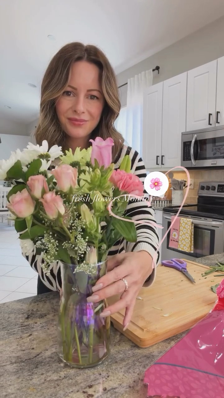 fresh flowers Monday