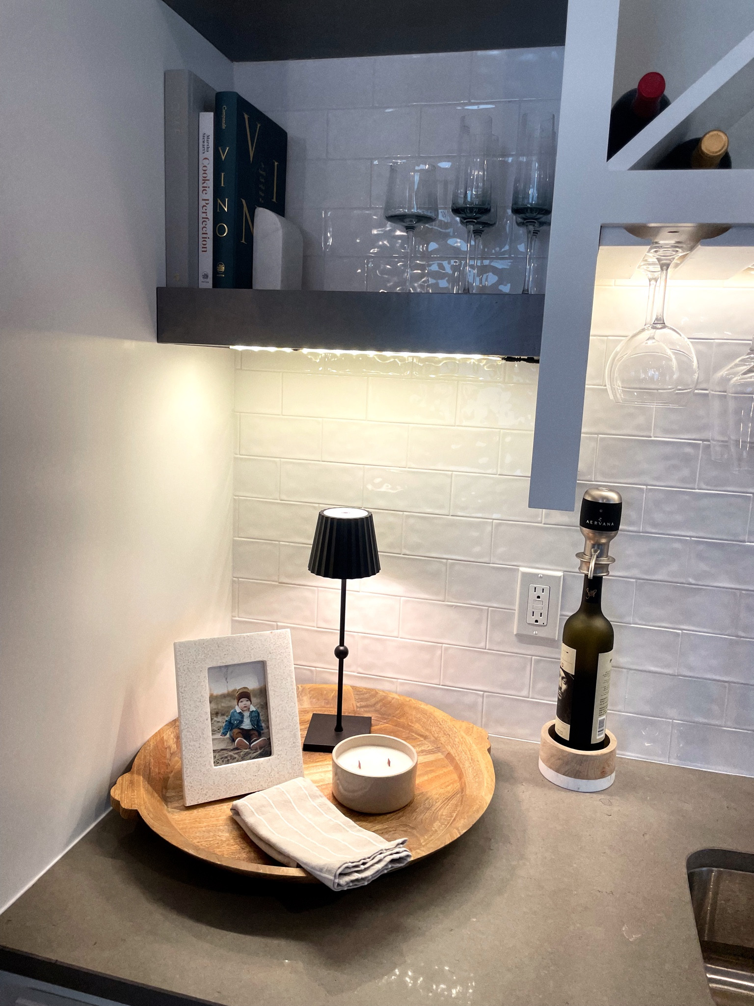 Cordless lamp only $23 on Amazon! It’s so cute! Links to kitchen items included. 


#LTKhome #LTKFind #LTKSale