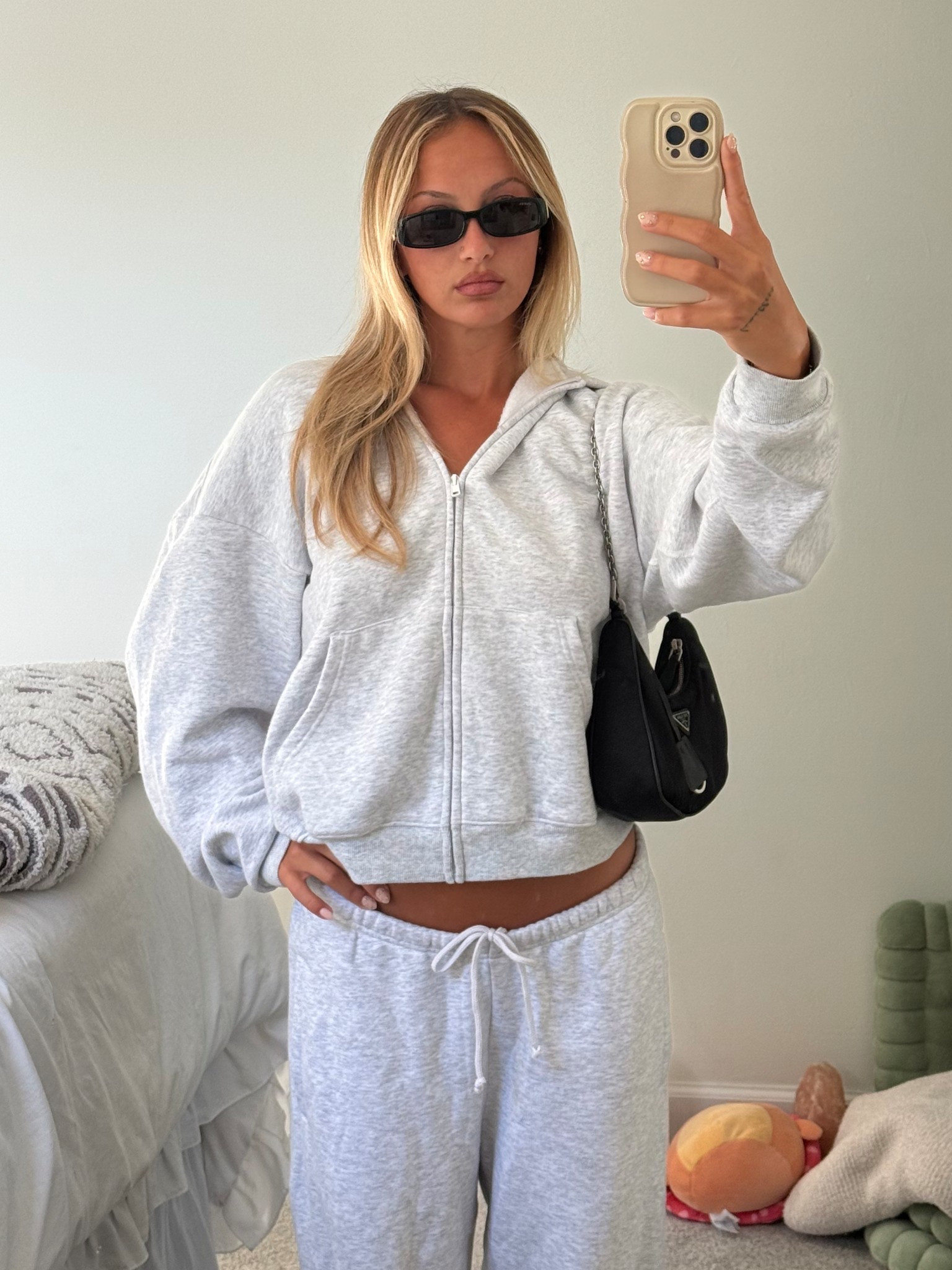 My go to Heather Gray sweatshirt truly feels like luxury

#LTKU #LTKSeasonal #LTKStyleTip