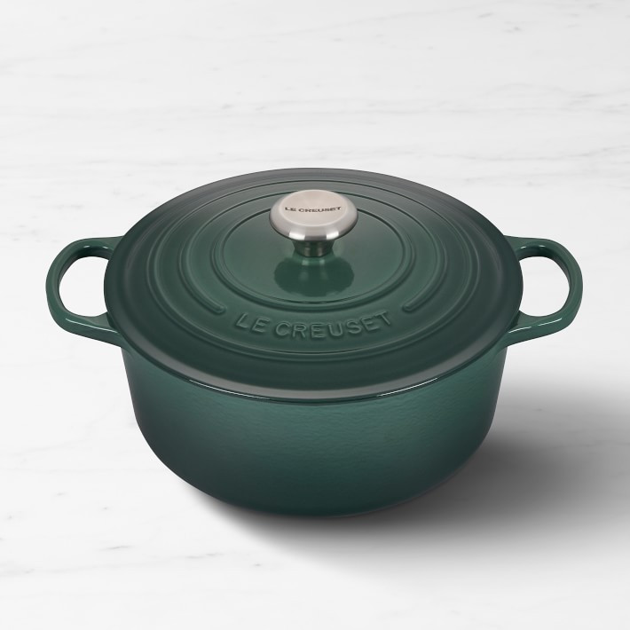 Le Creuset Signature Enameled Cast Iron Round Oven | Williams-Sonoma