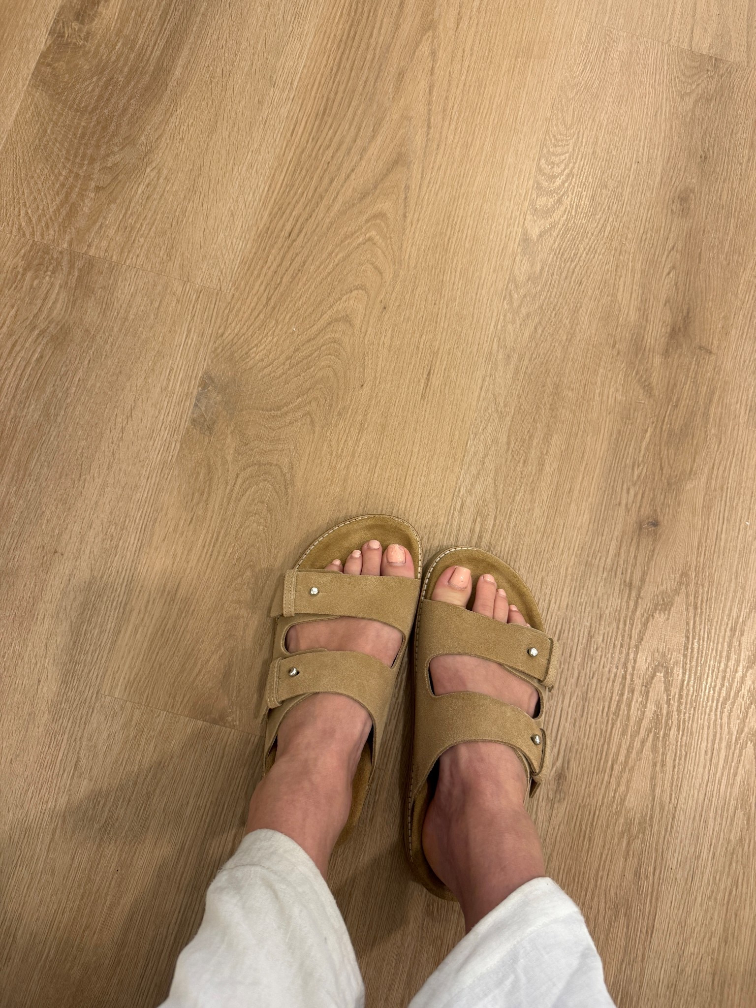 Needed new comfy slides and splurged on these Jenni Kaynes and I’m obsessed 

#LTKSeasonal #LTKStyleTip #LTKShoeCrush