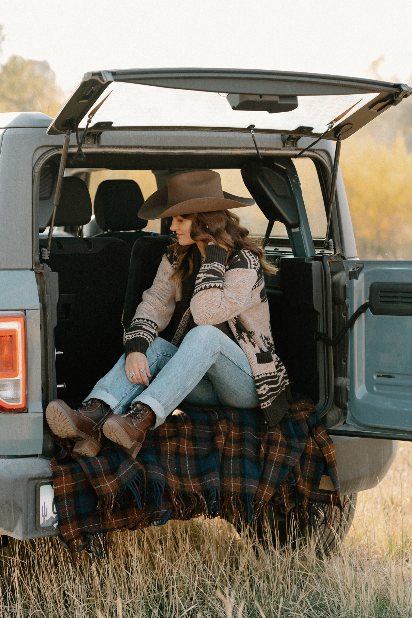 Golden leaves, open roads, and cozy vibes—nothing beats a fall road trip! 🍂🚗✨

#LTKFindsUnder100 #LTKStyleTip #LTKSeasonal