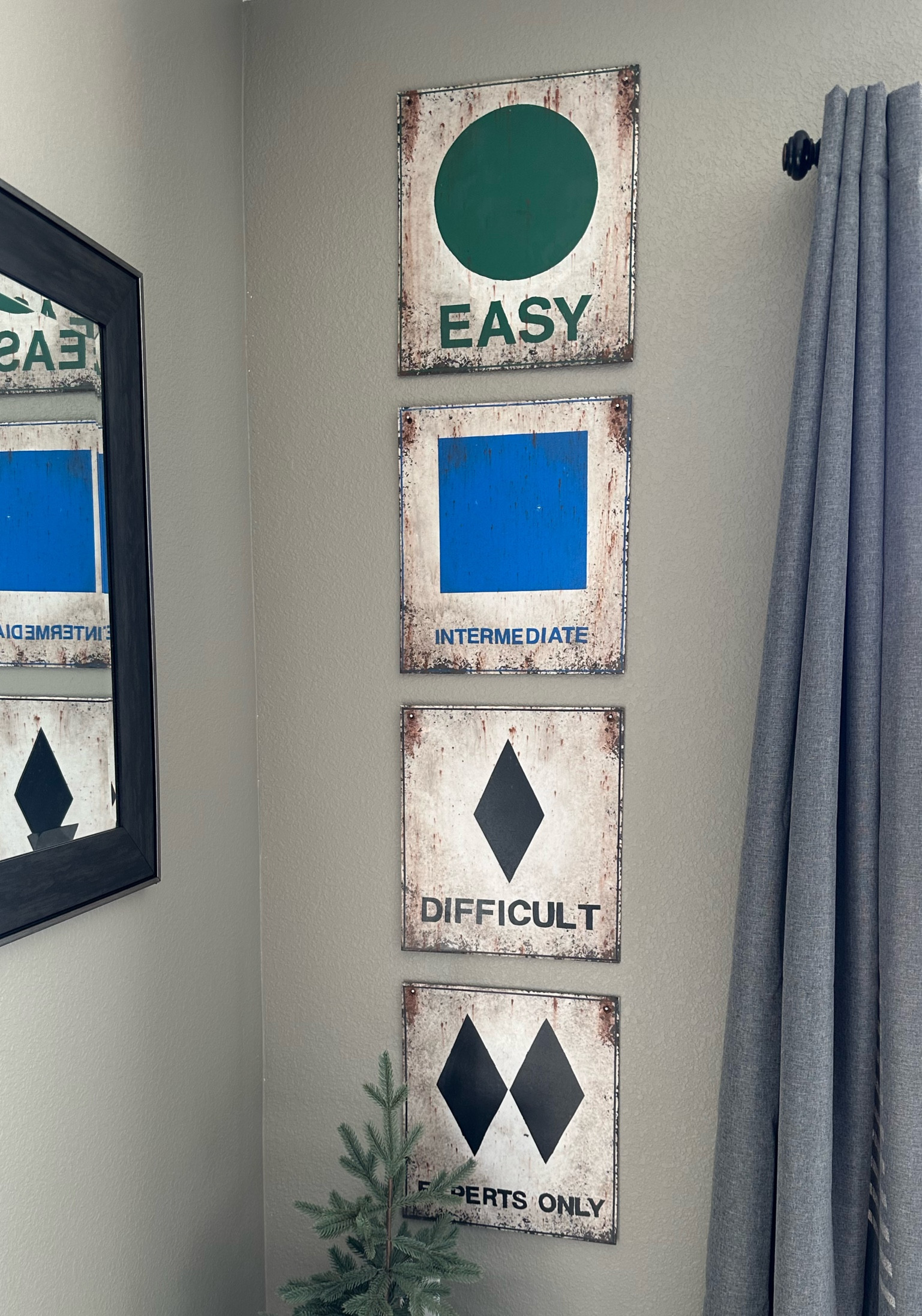Ski decor for a ski room #skidecor #skiroomdecor #skiroom 

#LTKunder100 #LTKkids #LTKhome