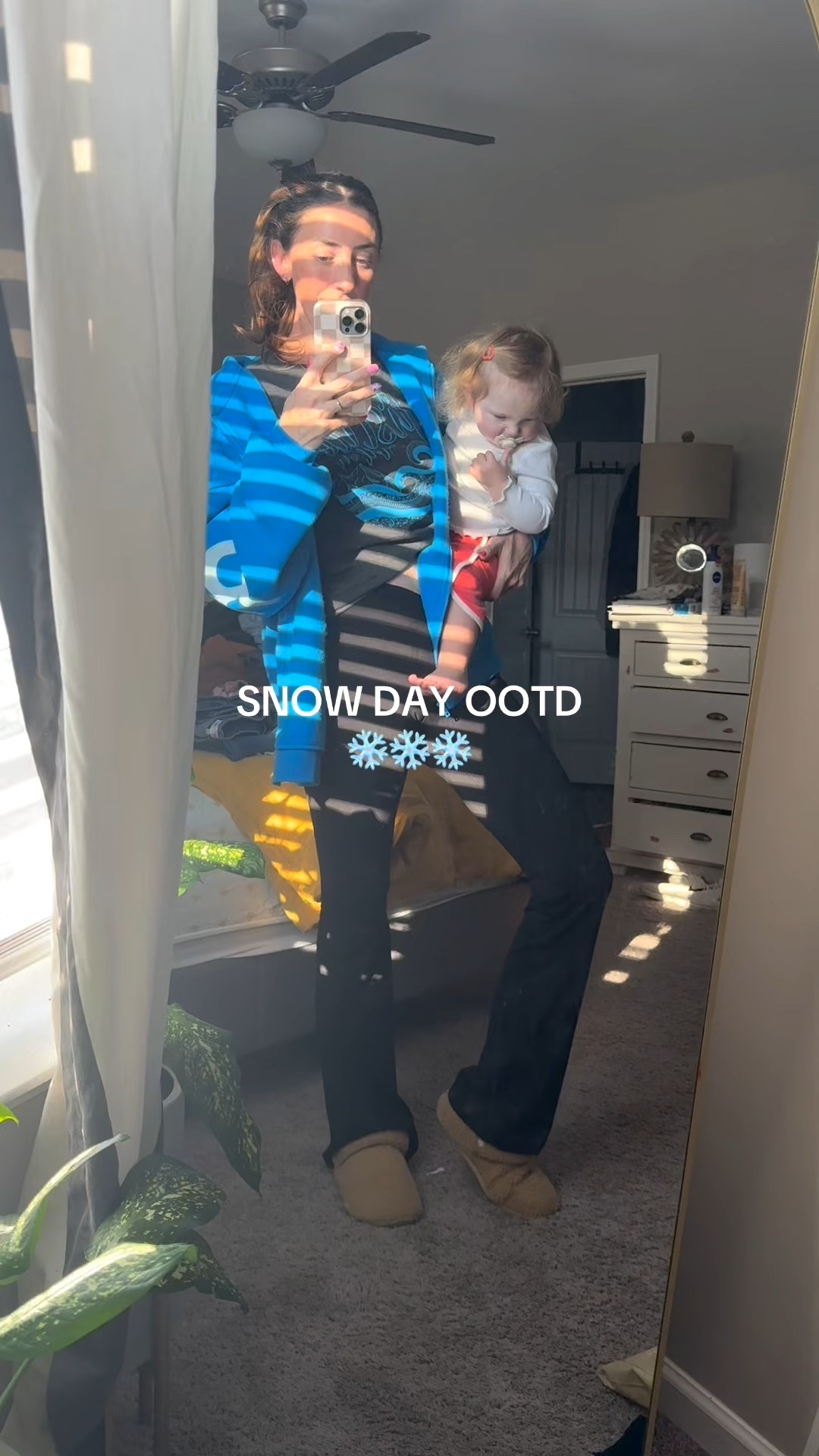 Stuck at home with 8 kids for yet another #snowday calls for a comfy fit. Loving my new @godsloveovercomes zip up hoodie & these #tallgirl friendly flare leggings from @baleaf 😍❄️ 

#LTKootd #LTKmomlife #LTKTall