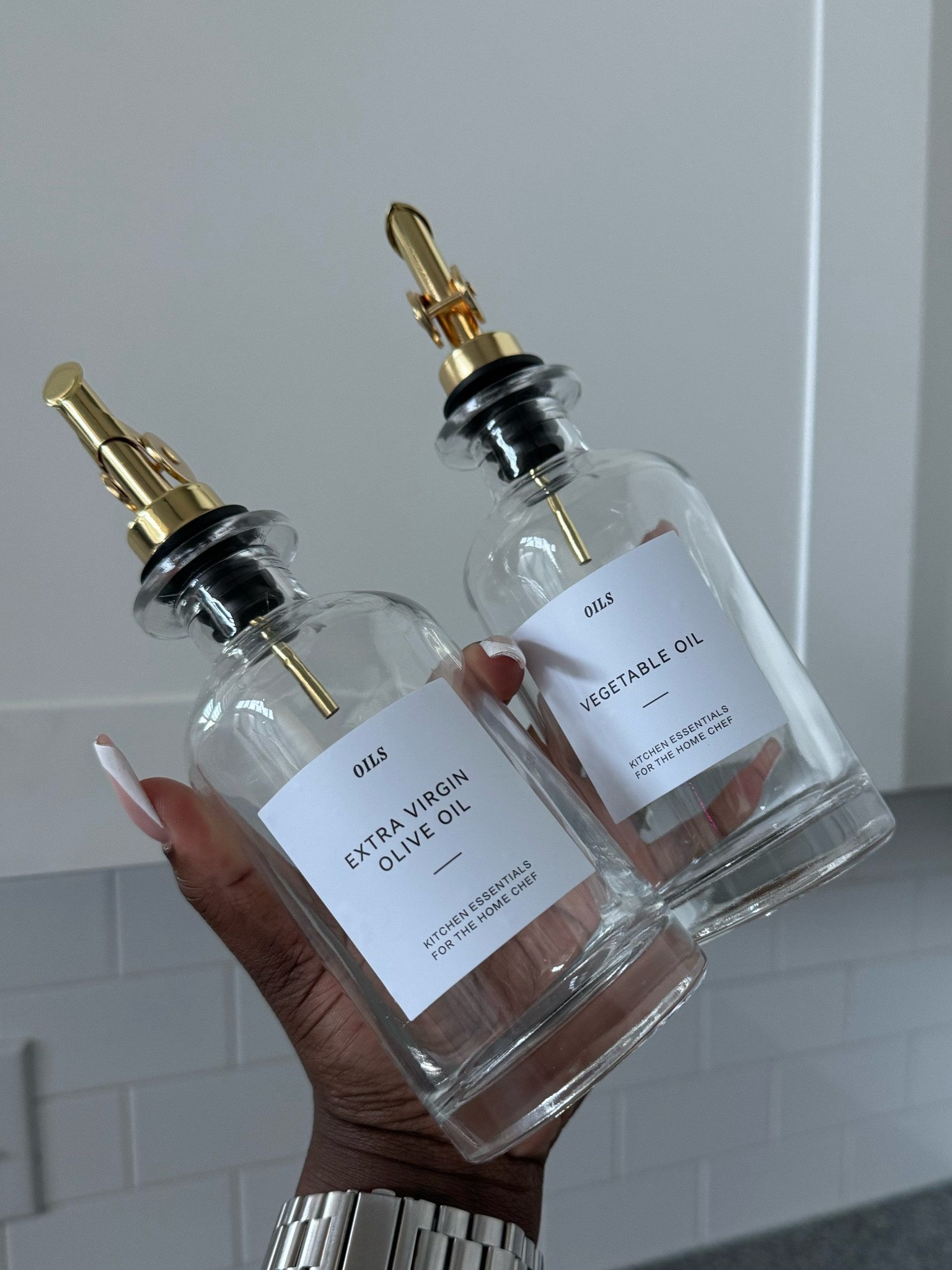 Dispensers
-comes with labels 