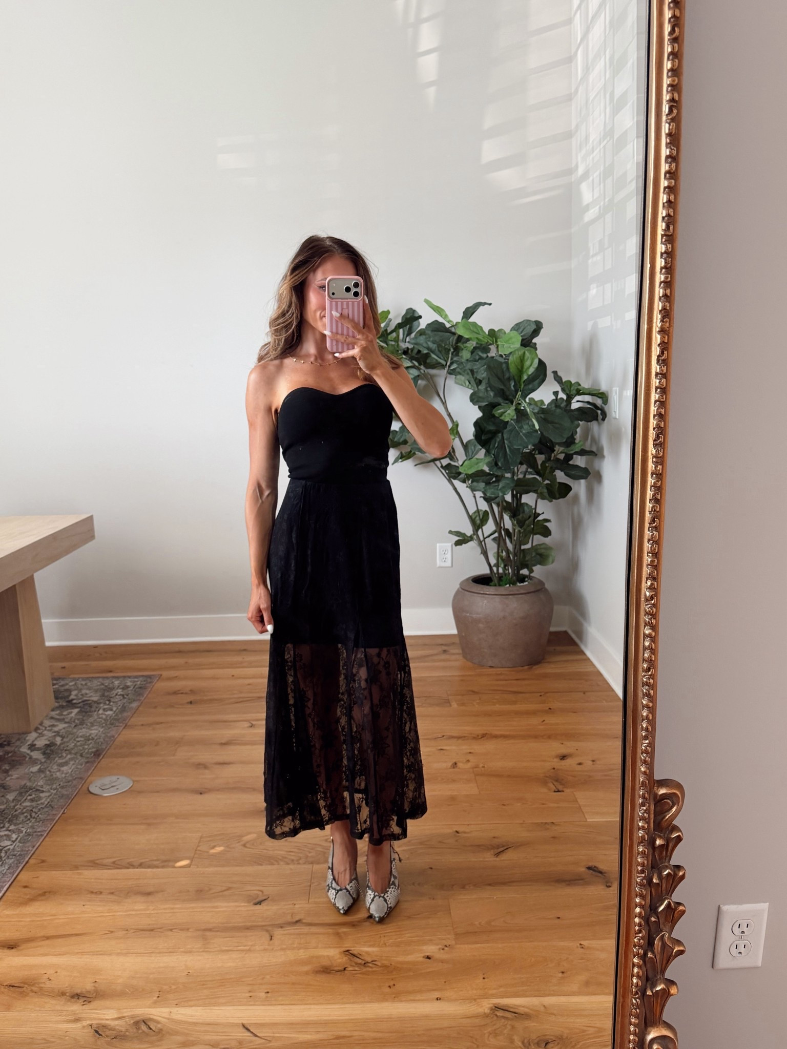 This may be my favorite Walmart hall ever!! Wearing an XS or 0 and everything!
#SummerOutfit #DateNightOutfit