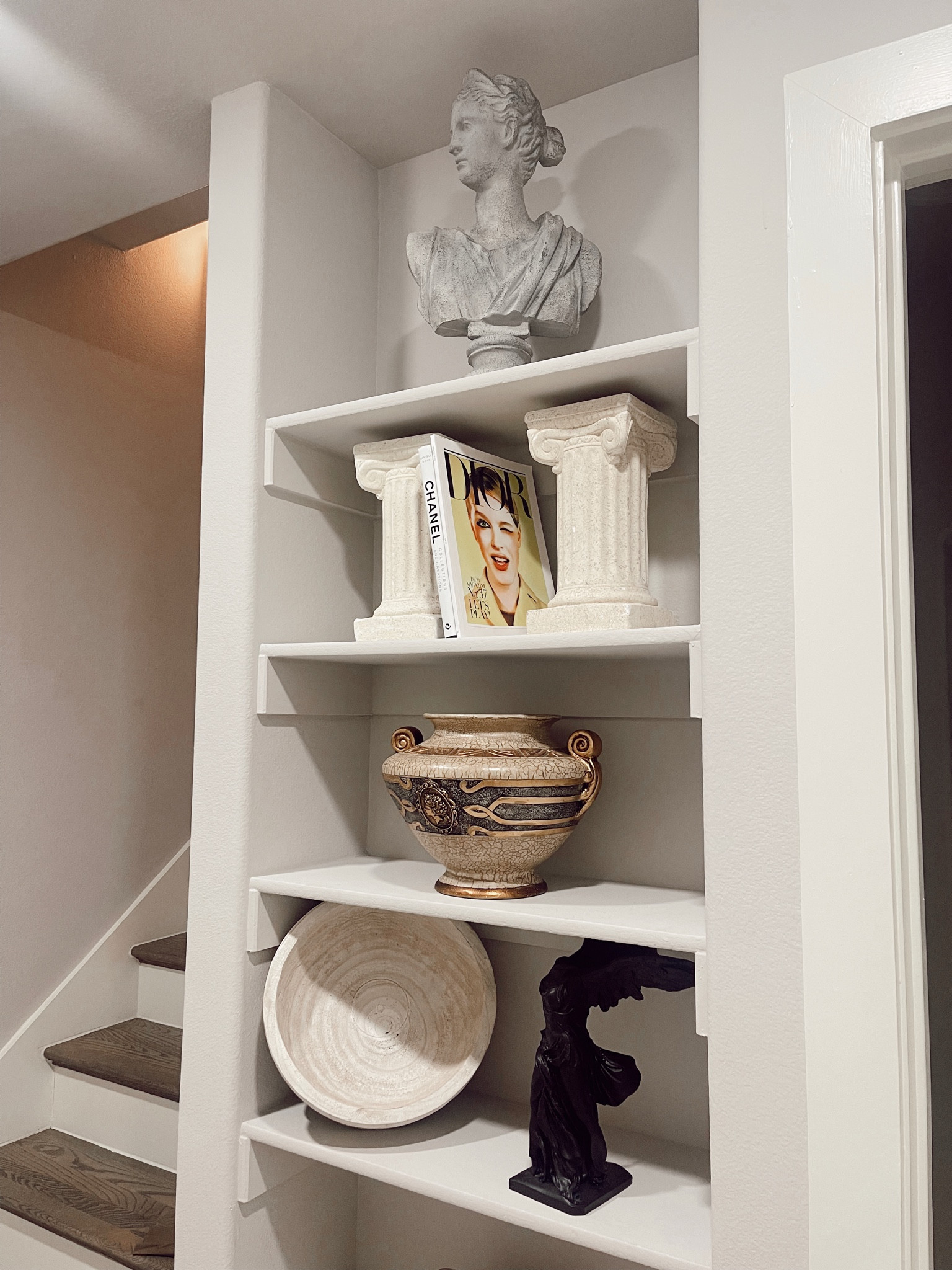 🏛️

home decor, home inspo, statues, shelving decor, new home inspo

#LTKhome