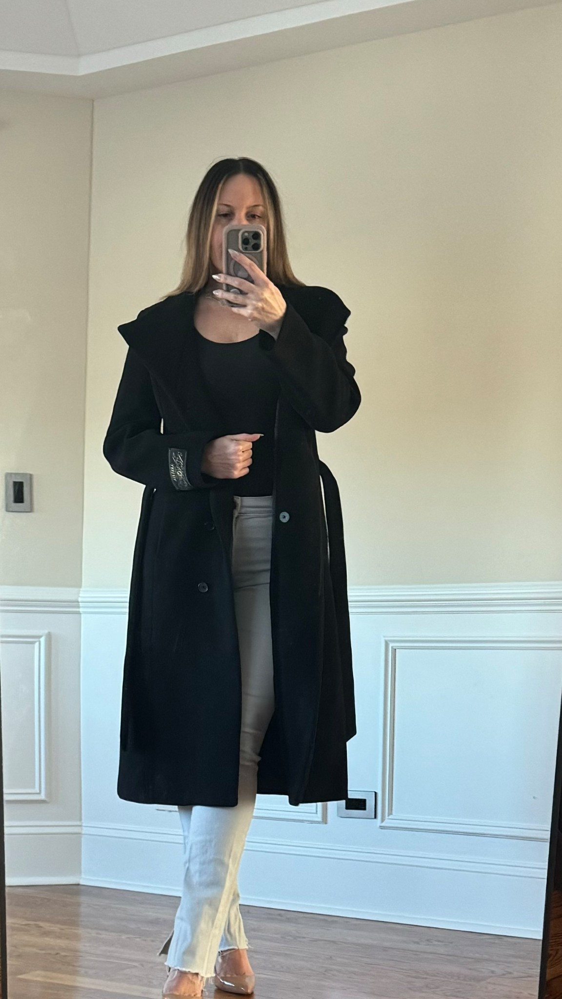 Connor coat from Aritzia is so stunning and so classic- perfecf to add to capsule wardrobe 

#LTKgrwm #LTKTall #LTKootd