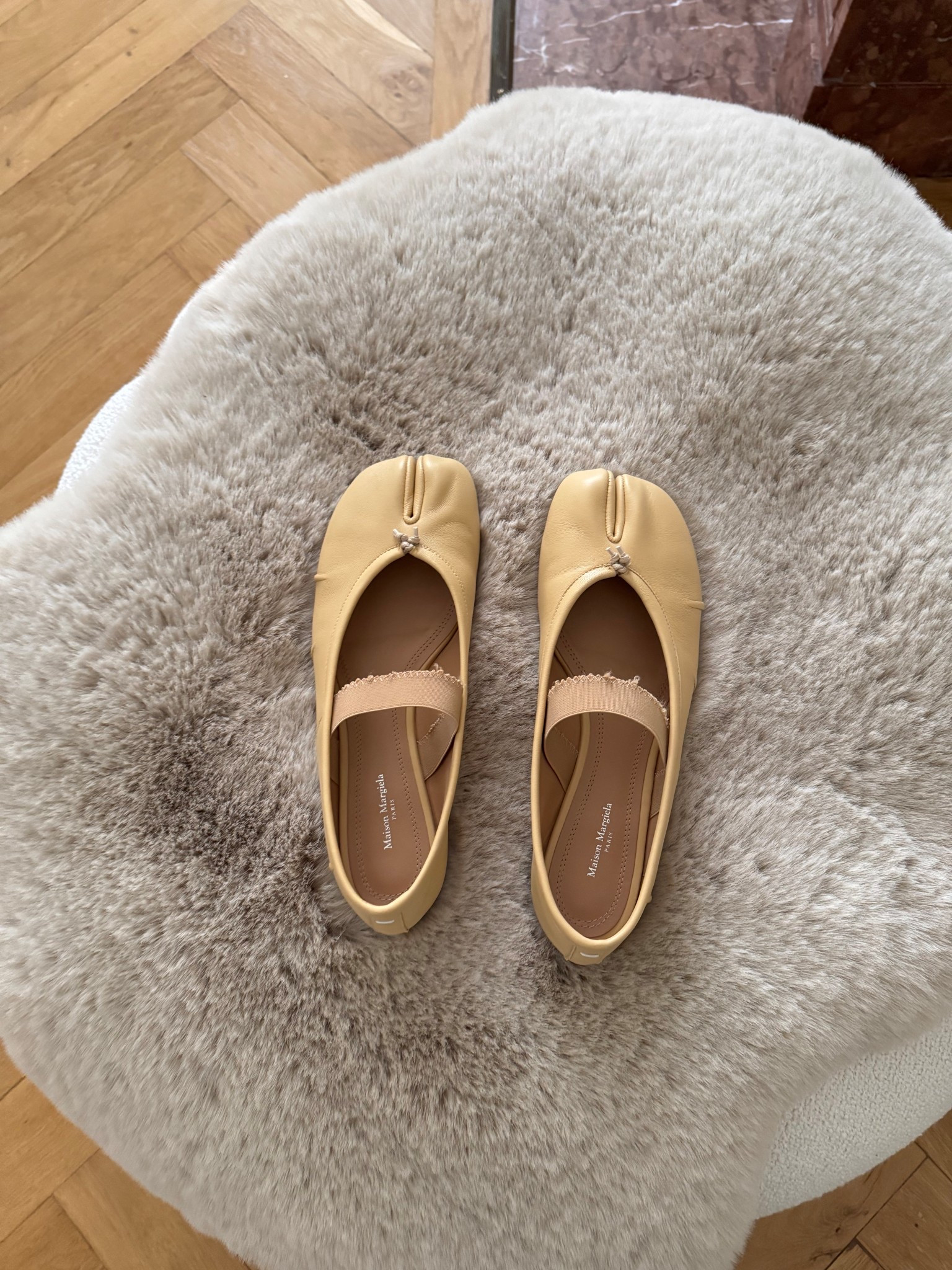 Maison Margiela Tabi 🩰 
Runs TTS. I take my normal size 40EU. 

#LTKSeasonal #LTKOver40 #LTKShoeCrush