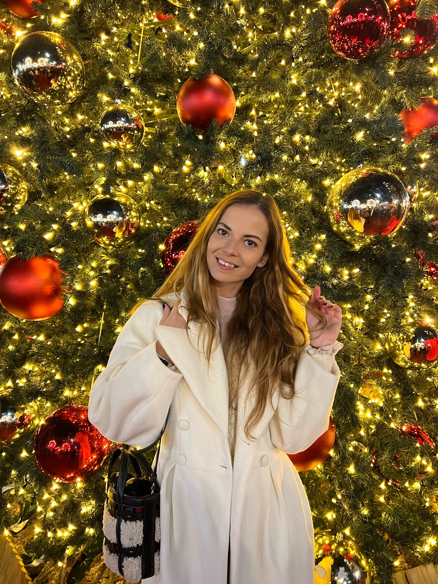 Christmas markets look 🎄♥️🎁🌟✨
Use discount code: bykrisi_12 
to shop these cute and cozy pieces and save $ 🎁

#LTKpartywear #LTKwinter #LTKworkwear