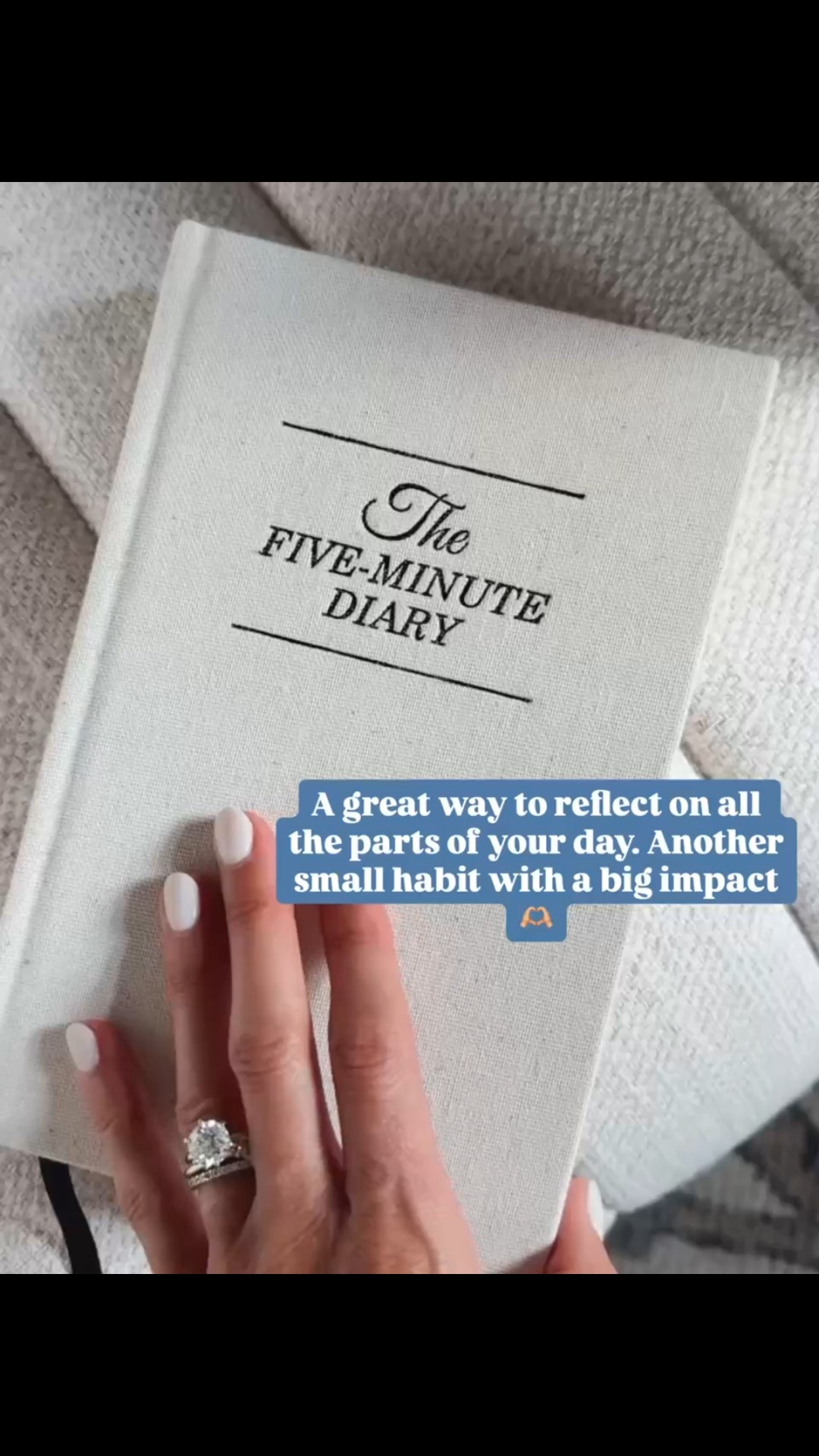 This five-minute diary is such a great add to your daily routine! It seriously takes only a few minutes, and it helps so much in having a positive mindset!

Loverly Grey, gratitude journal, diary, wellness, health 

#LTKFindsUnder50