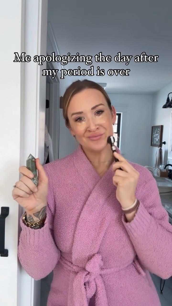 It's not our fault we get one good week a month. 🤷🏼‍♀️

#truthbomb #realmomlife #hormones #funnyvoiceovers #momhumor

#LTKFamily #LTKKids #LTKSaleAlert