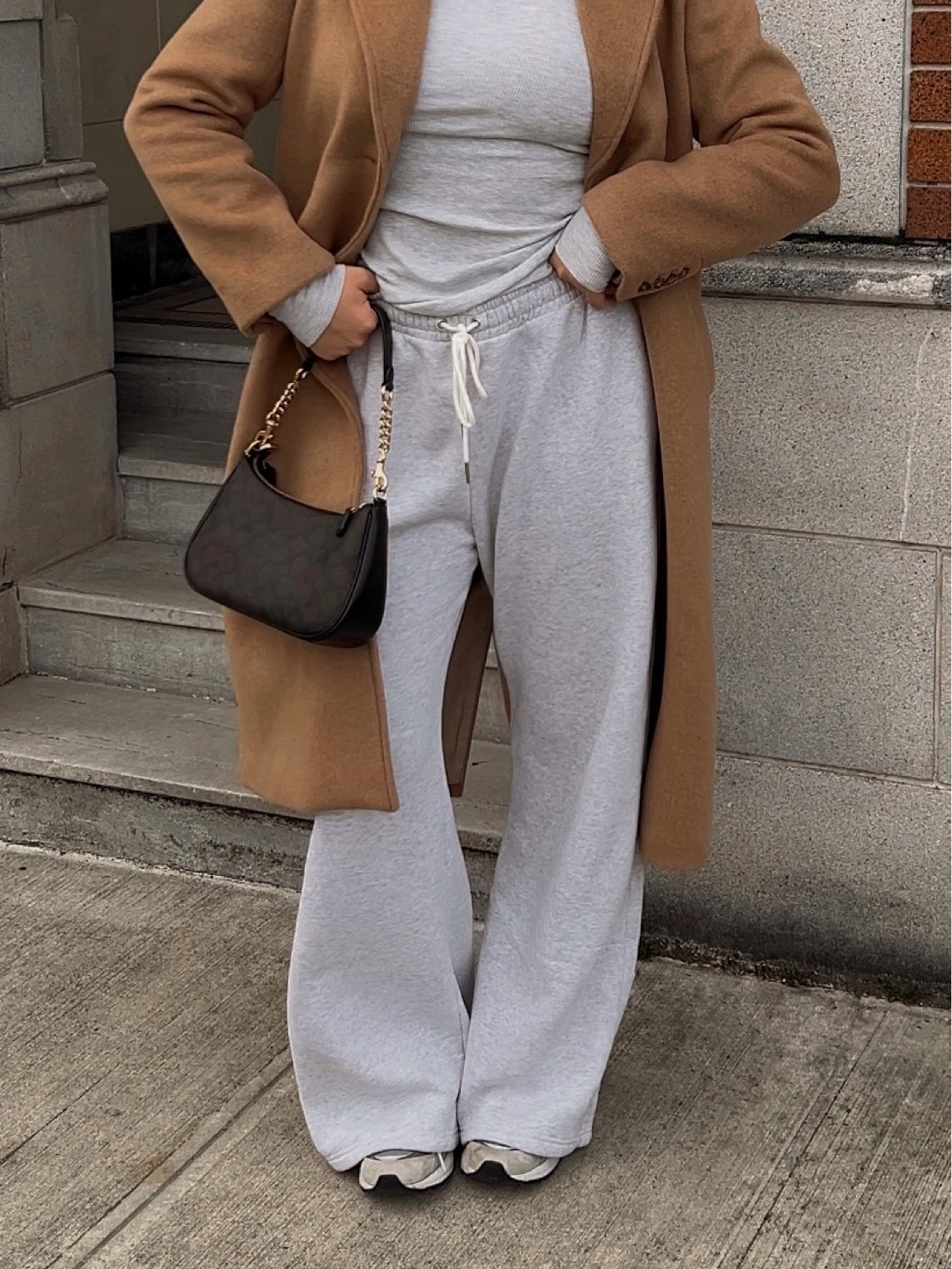 Long sleeve: sizes up to L
Pants tts M
Jacket: tts M
All 15% off right now @abercrombie!! Extra 20% w code HOLIDAYRUSH