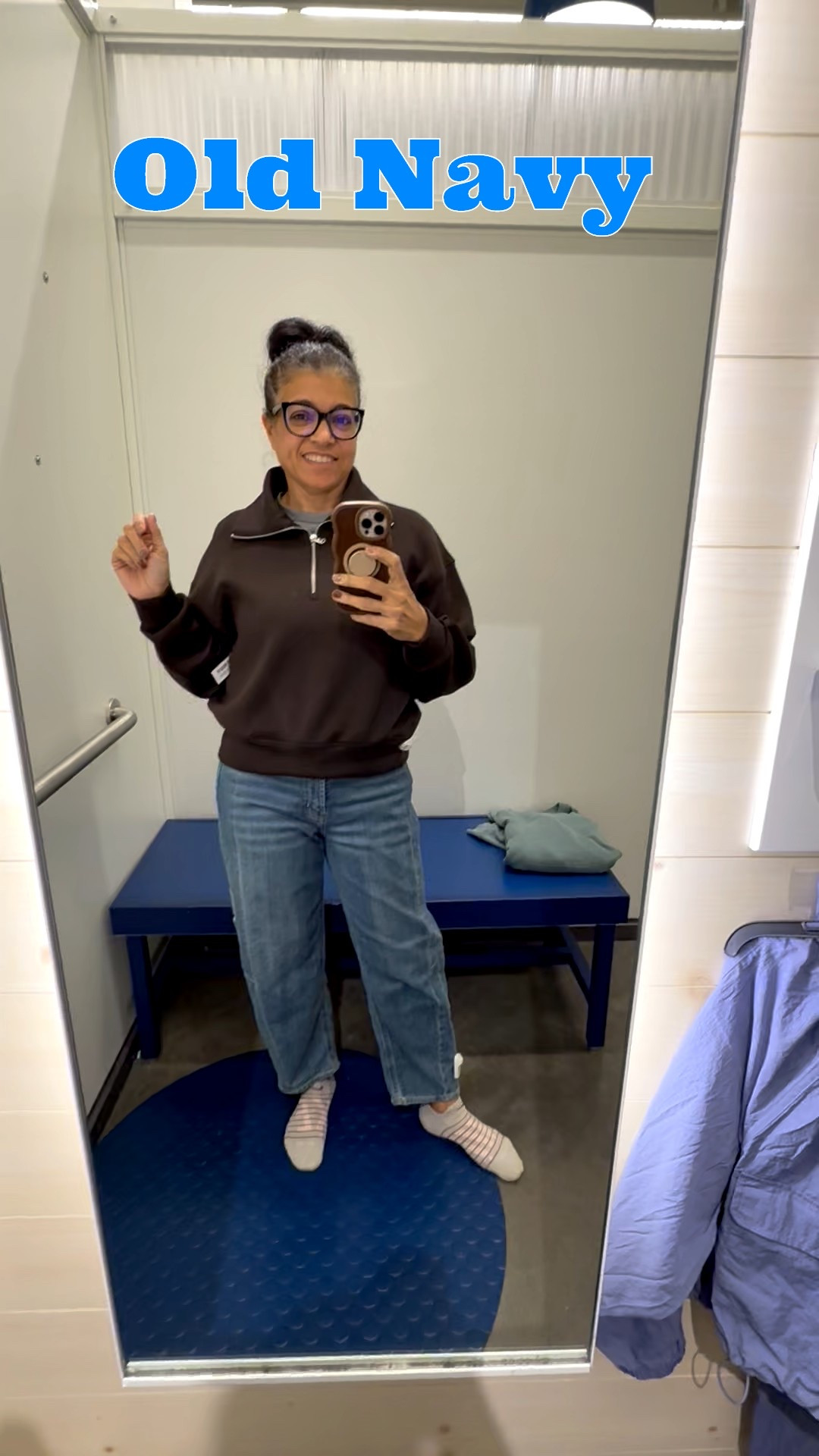 Love this brown sweatshirt. Ima have to go back and get it. 

#LTKselfcare #LTKActive #LTKmomlife