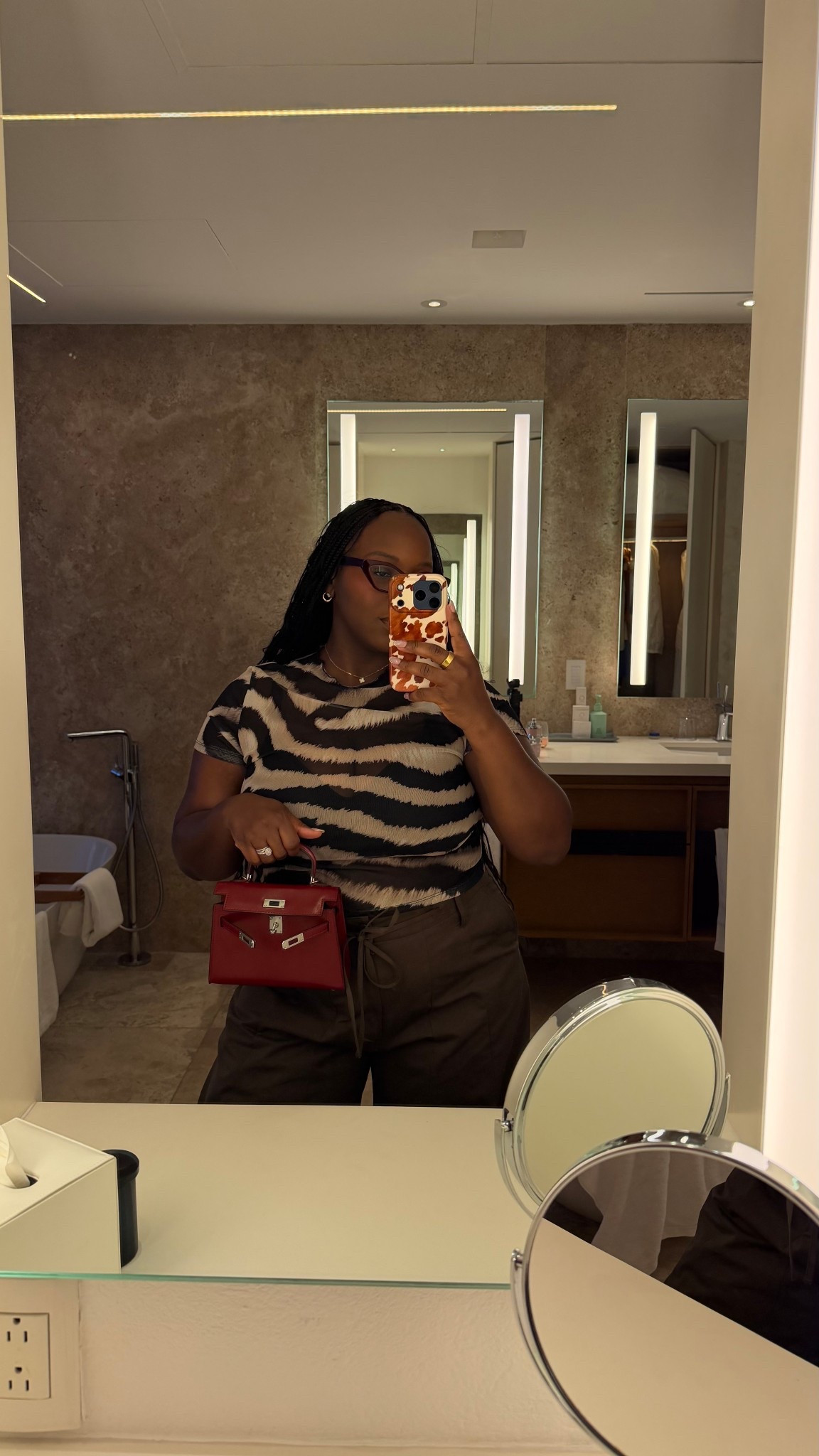 loved this mesh top 

Pants Zara reference code: 5063/502/700

Bag: The Vault Label

#LTKMidsize #LTKFindsUnder50