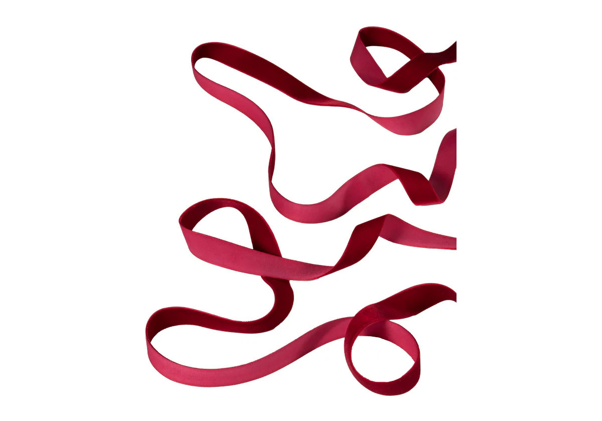 SCARLET VELVET RIBBON | Alice Lane Home Collection
