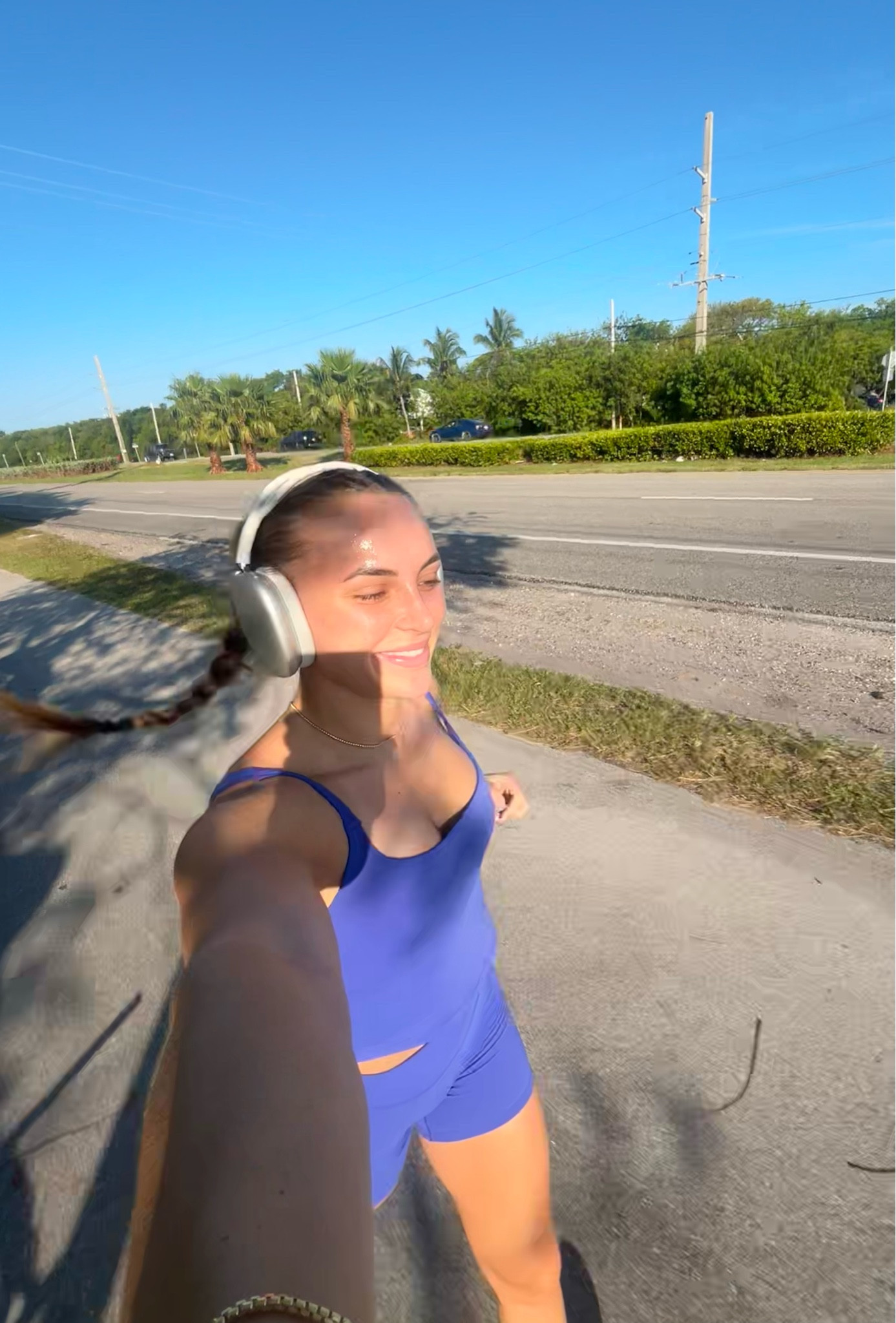 Favorite workout set! Wearing a size M in top and bottom. 

Vitality Clothing
Workout outfit
Fitness
Running
Vitality outfit 
Vitality 
Ootd 
Florida keys
Key largo

#LTKSaleAlert #LTKFitness #LTKActive