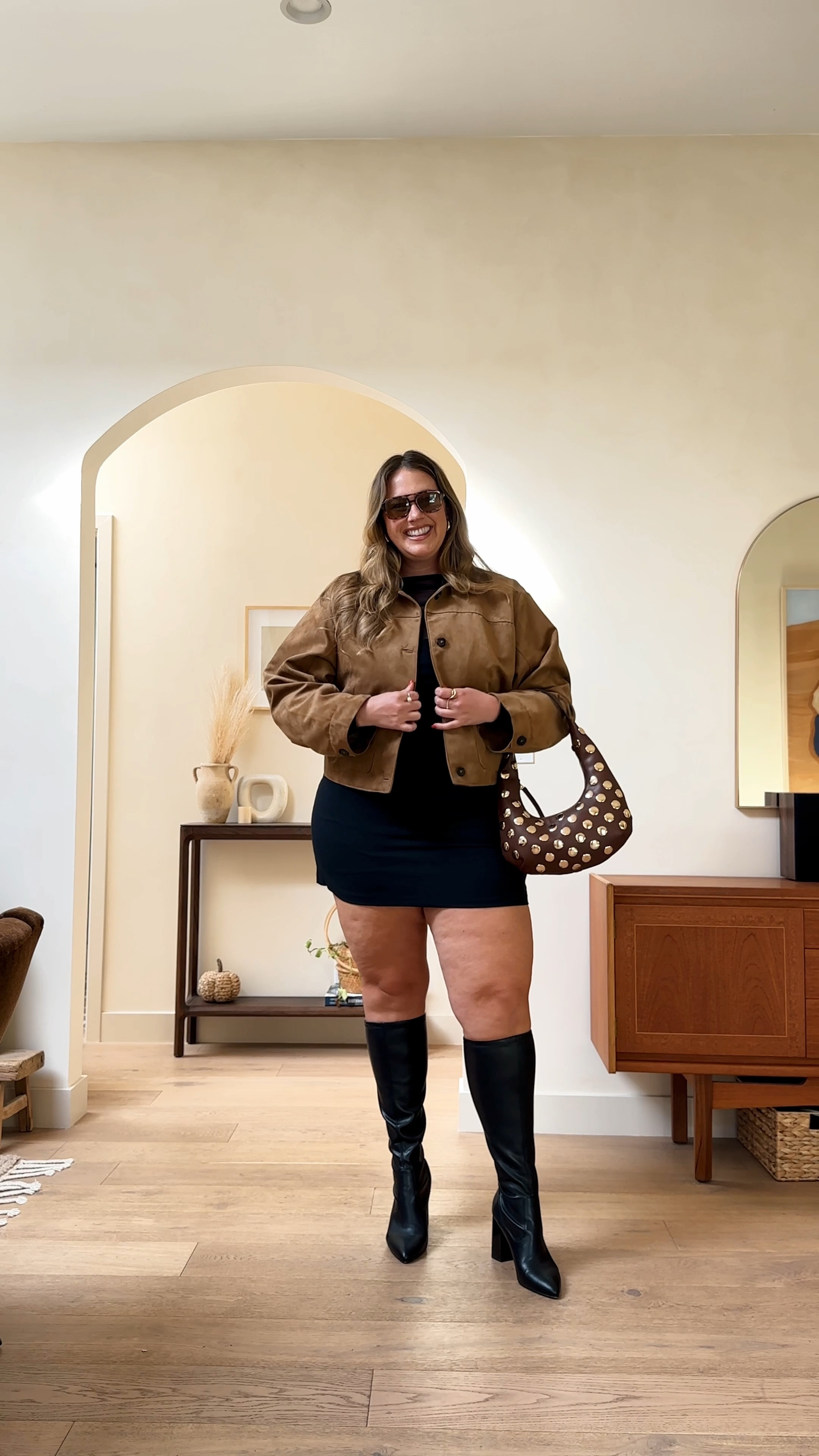THANKSGIVING OUTFIT INSPO | Day 26/75 days of OOTDS

Boots: fit my 17 inch calves (make sure you get wide calf!)

Skort: size XL
Bodysuit: size XL
Jacket: size XL


#LTKHoliday #LTKMidsize #LTKSeasonal