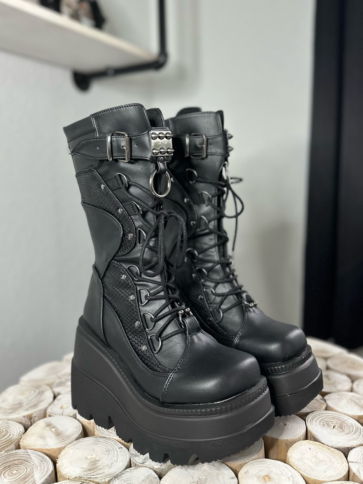 Concert boots? I think yes! 

#LTKFind #LTKshoecrush #LTKstyletip