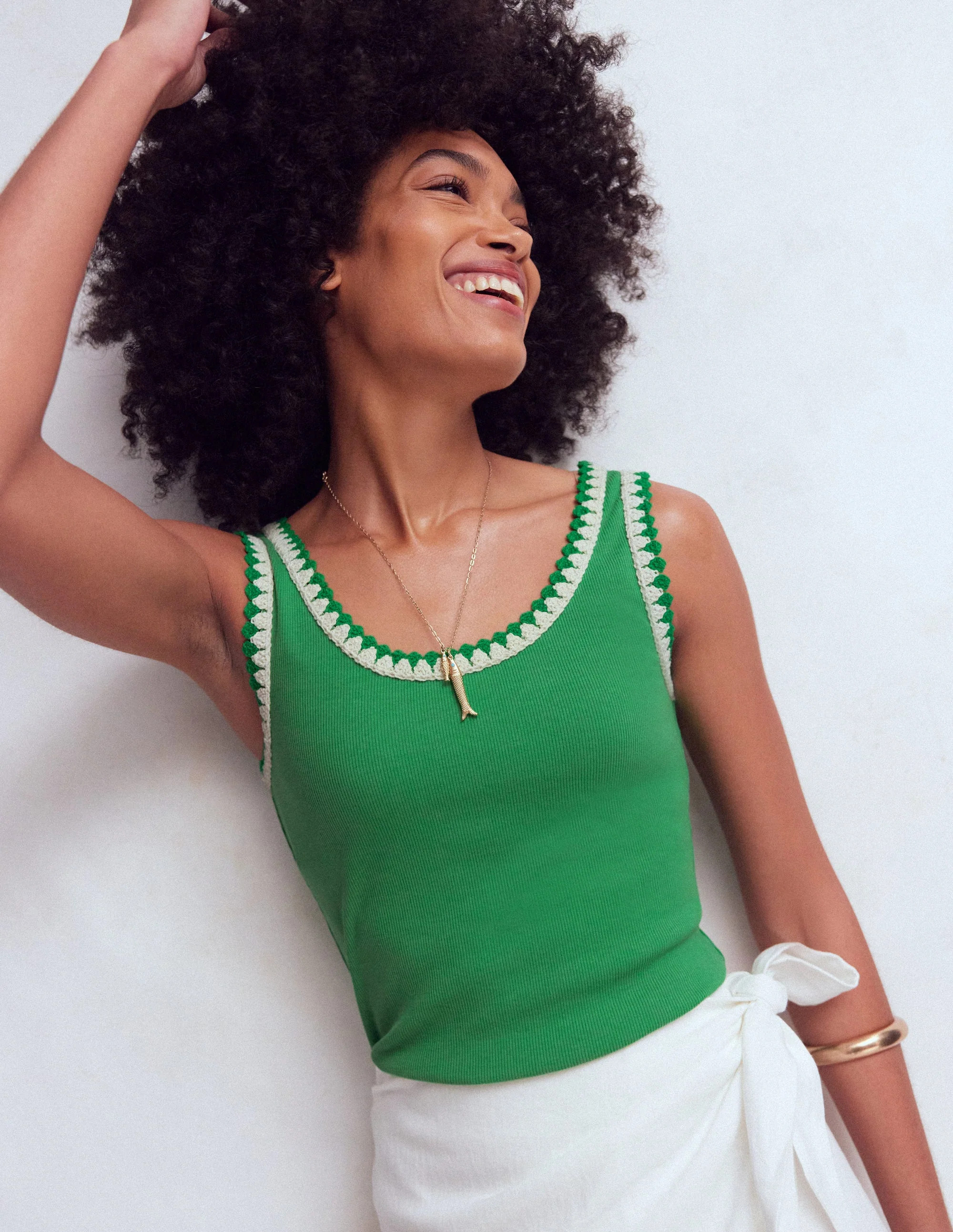 Maddie Trim Detail Vest-Shamrock Green | Boden DE
