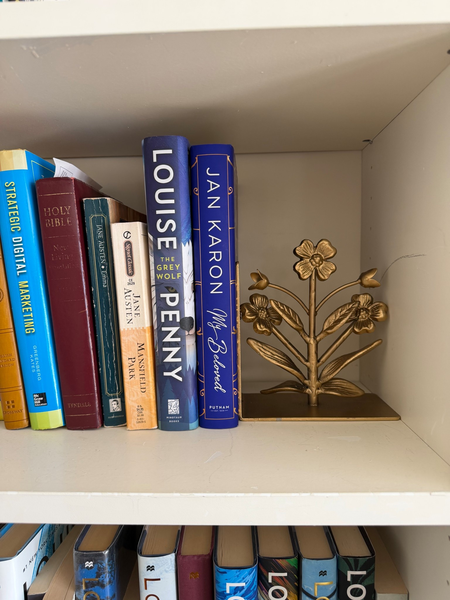 My new flower bookends are gorgeous and perfect leading into spring!