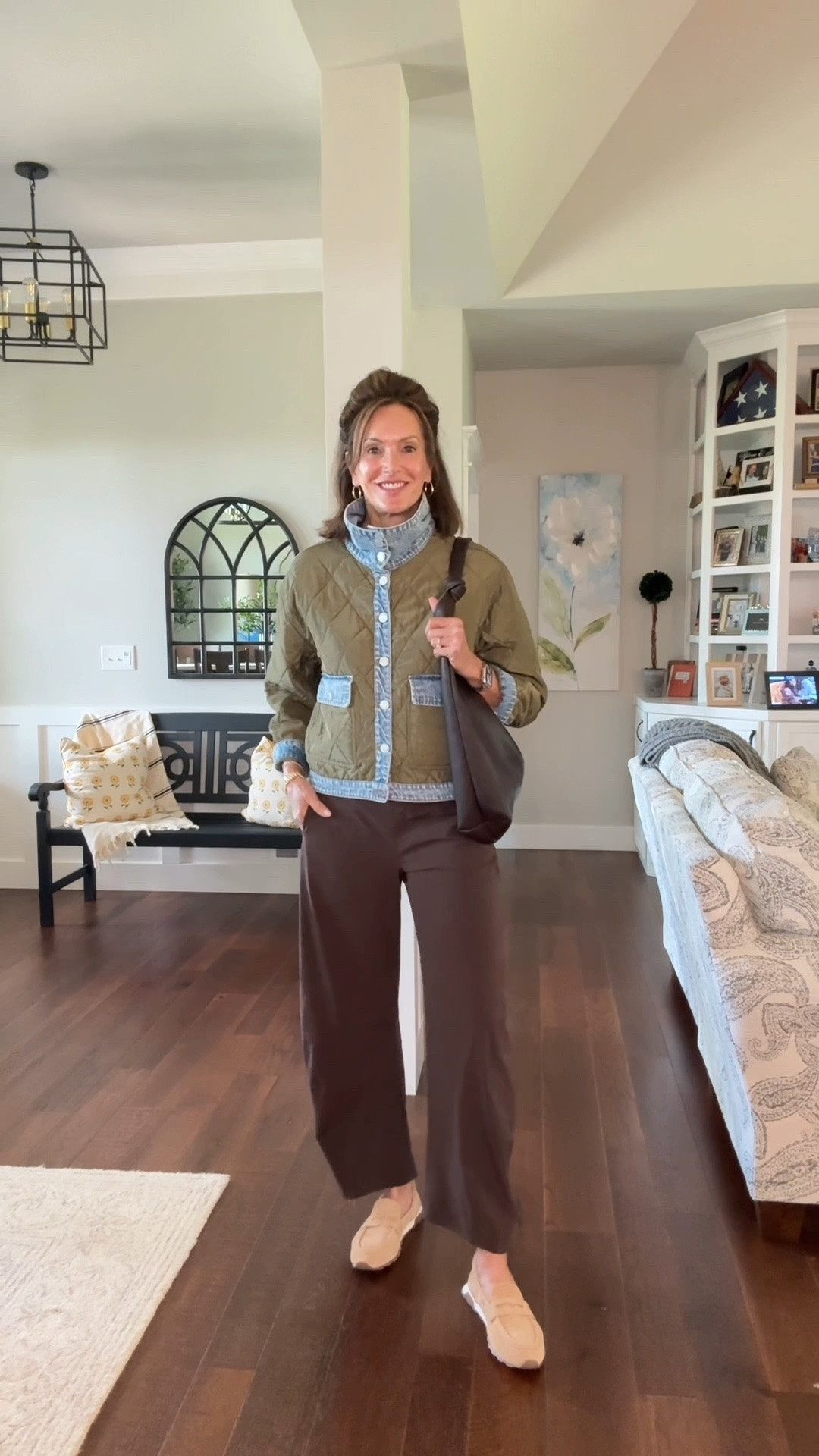 Quilted jacket - large 
Barrel wrinkle free pants - size 6 tall 
Limited time $55 off with code : FW26

White tee - large 

Fall style 
Elevated casual
Vacation

#LTKTall #LTKMidsize #LTKTravel