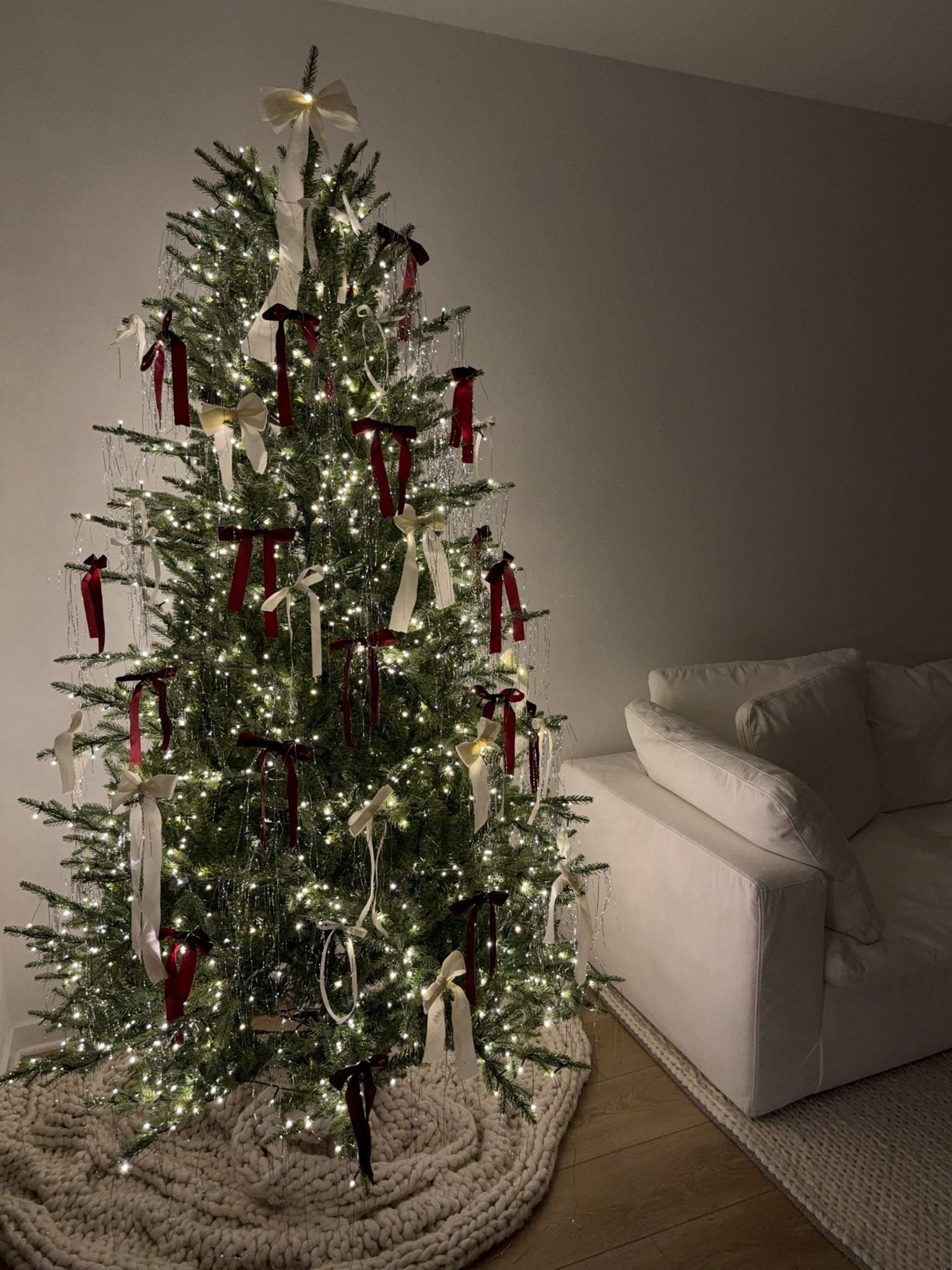 Christmas tree!!! 🎄❤️ #christmastree #christmasdecor #holiday #holidaydecor 

#LTKSeasonal #LTKHome #LTKHoliday