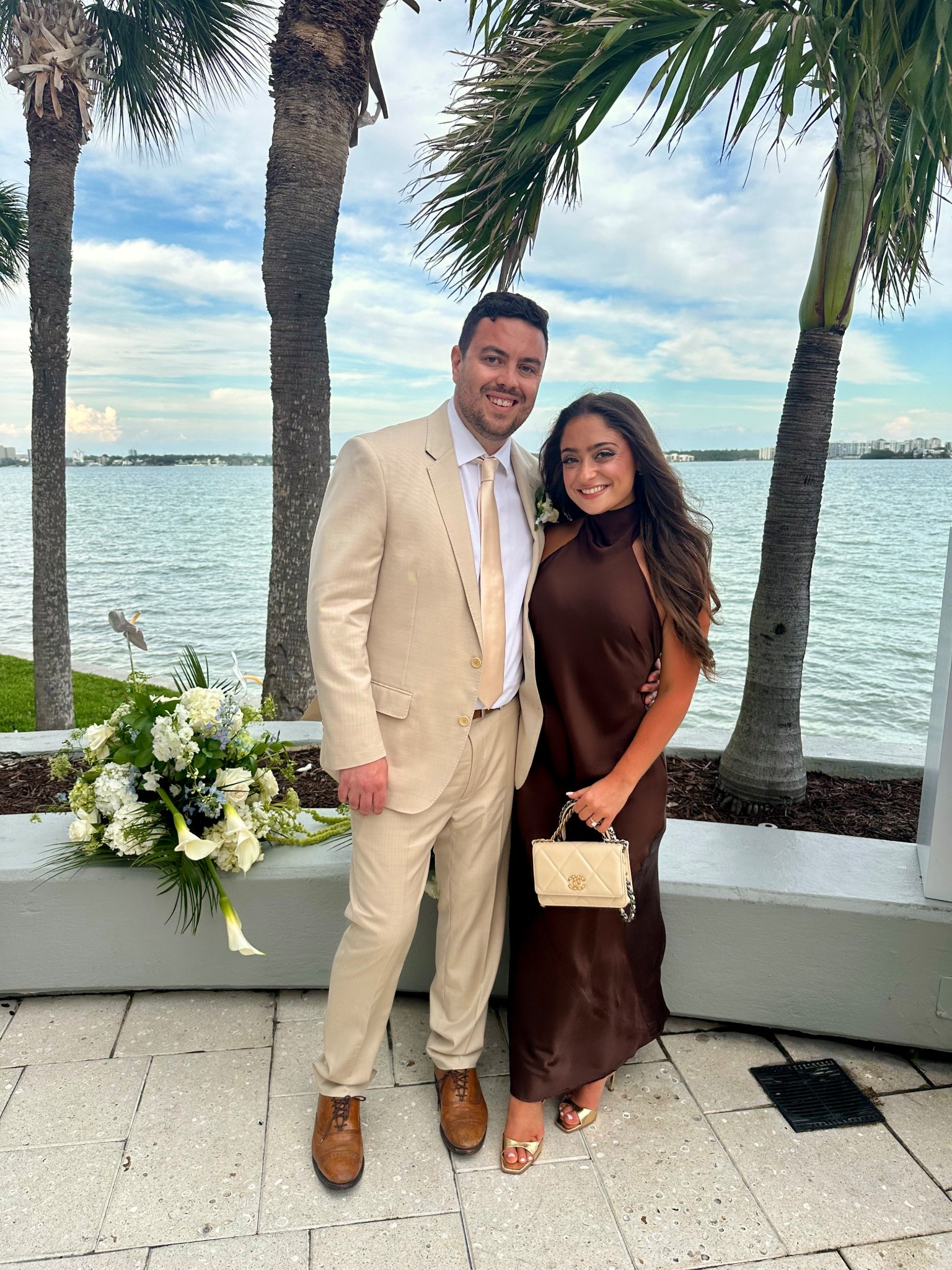 Looking for a wedding guest dress? You MUST get this espresso brown midi from #showmeyourmumu🤎 

#LTKWedding #LTKOver40 #LTKStyleTip