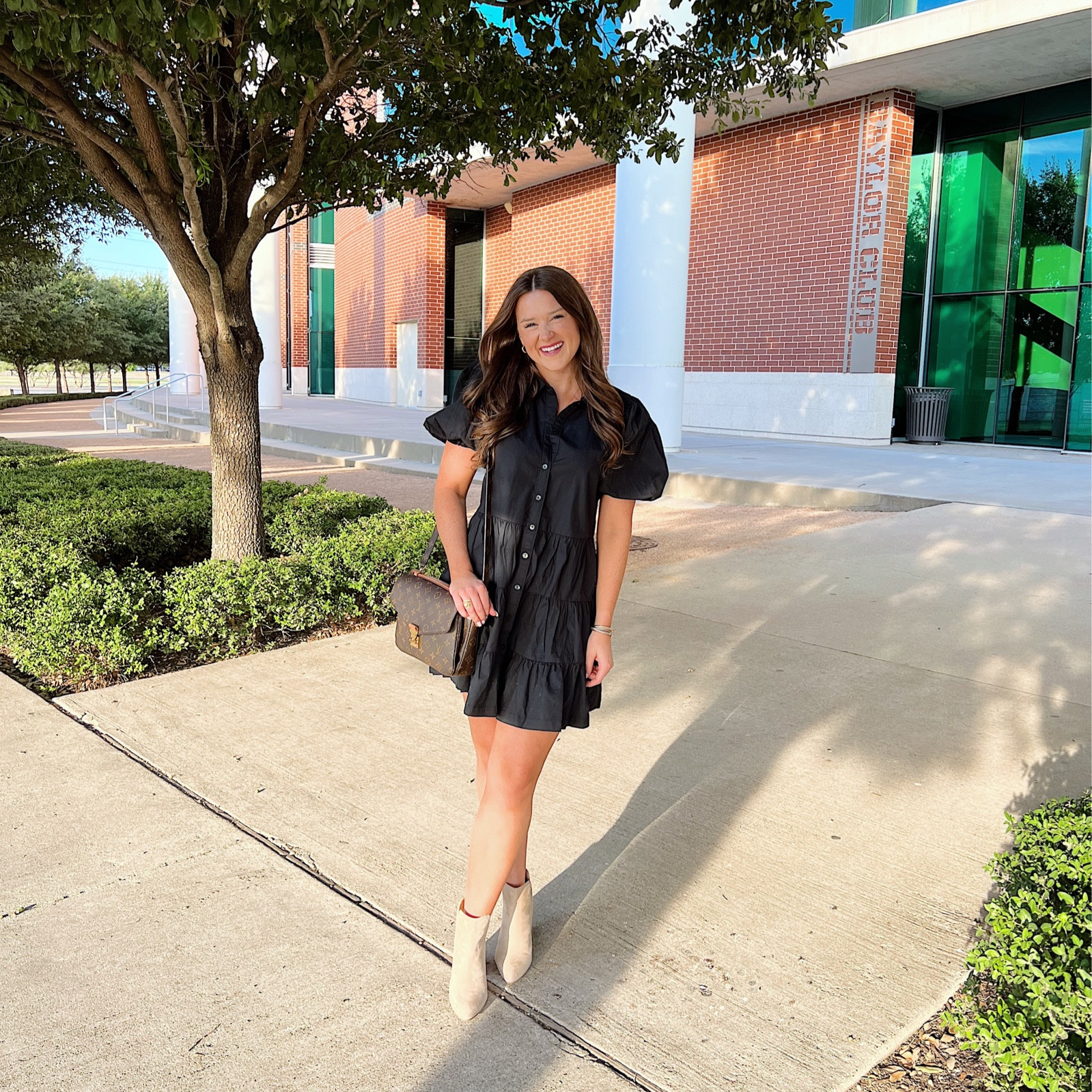 perfect transition dress for fall!! I’m wearing an XS in dress!

#LTKshoecrush #LTKfit