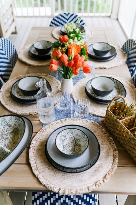 Summer hosting //  Walmart 

Summer hosting is made easy thanks to @Walmart and this gorgeous melamine set from Better Homes & Gardens. You can shop my summer hosting faves below! 

#WalmartPartner #walmarthome 