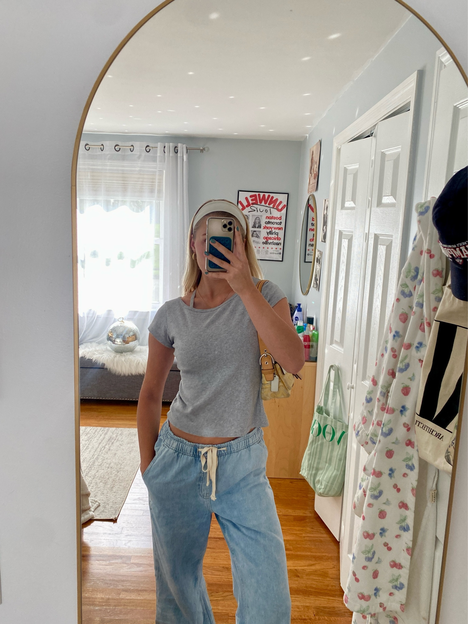 if a pair of jeans and sweatpants had a baby it would be this right here 

#LTKFindsUnder50 #LTKSaleAlert #LTKU