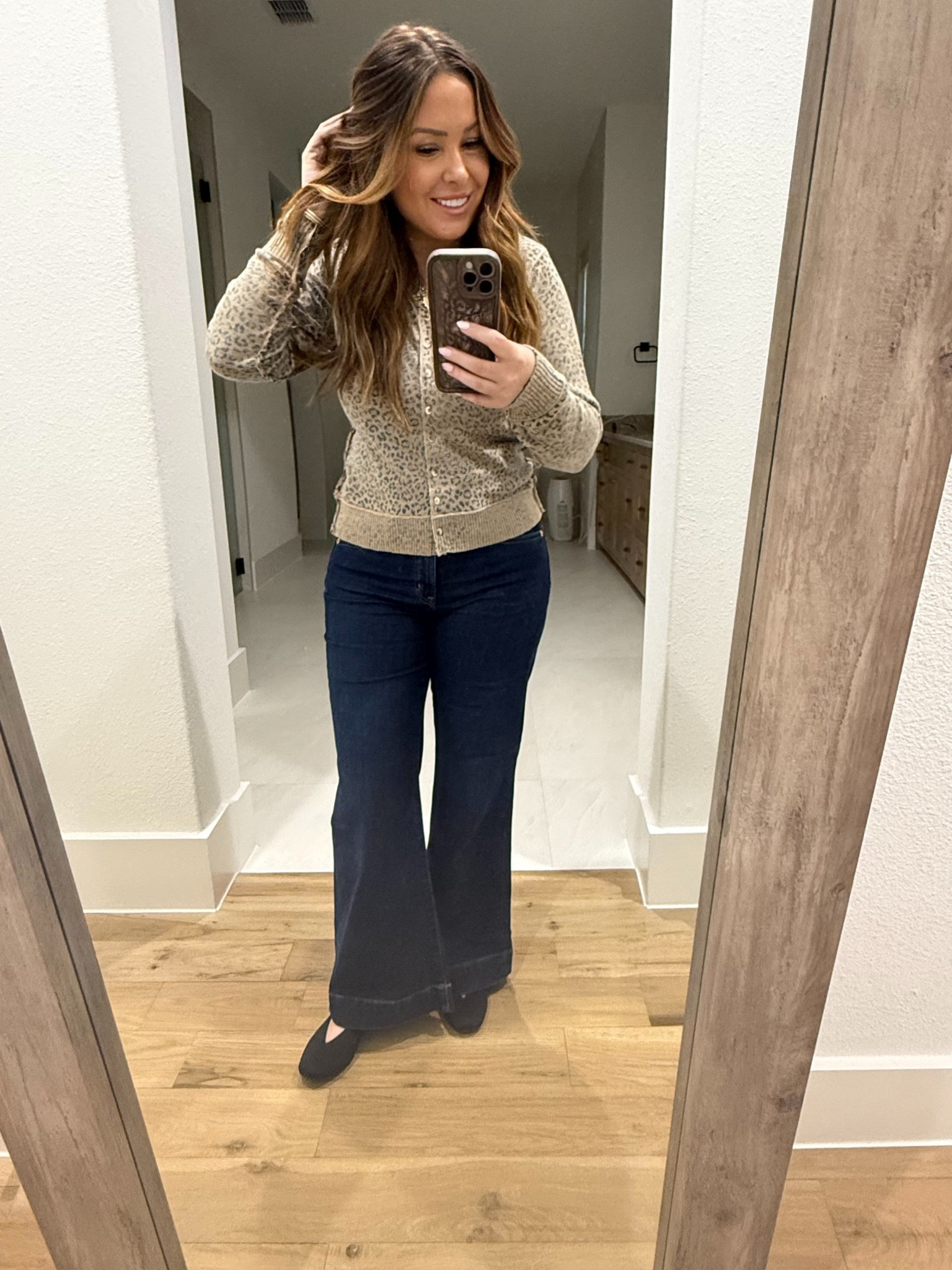 Day 5 of outfits. Leopard. Blue jeans. Crop. Rothy’s 

#LTKootd #LTKmomlife #LTKdayinmylife