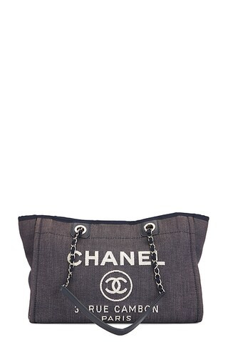 chanel Chanel Deauville Tote Bag in Black - Black. Size all. | FWRD 