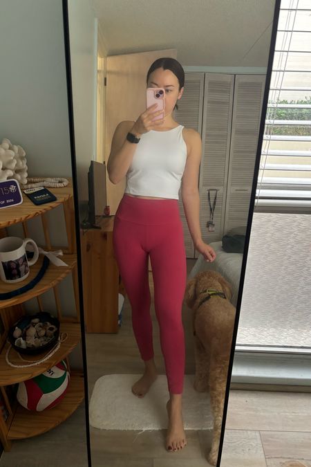 ❤️ Valentine’s Day workout outfit 🤍

This is my favorite lululemon top, the high-neck Align tank.  It provides good coverage up top so that I don’t feel like my boobs are popping out, yet it still accentuates the curves.  And of course the fabric on the Align tanks are super comfy!  It has built-in bra with removable cups.  I want it in every color!  

I have it in both size 6 and size 8 but like the fit of the 8 best for my body

#LTKfitness #LTKMostLoved #LTKSpringSale