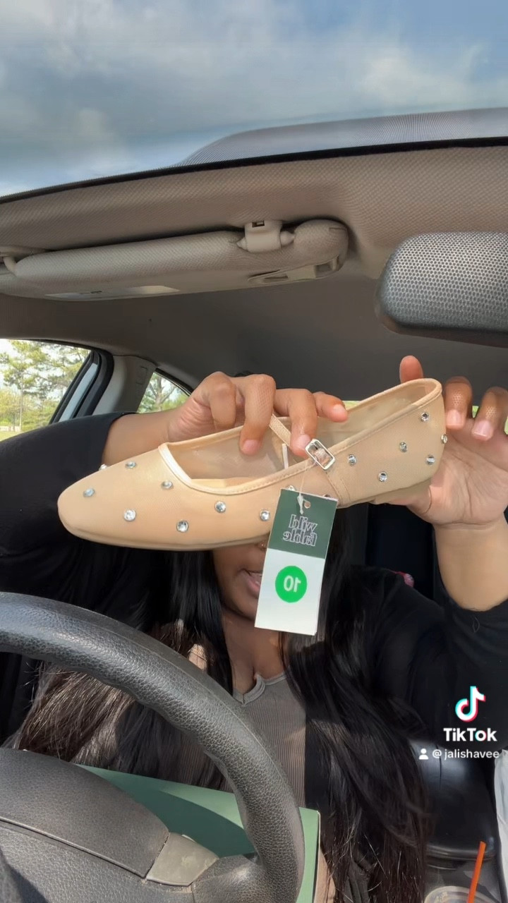 Quick Target run turned into a HUGE SCORE!✨

#LTKplussize #LTKxTarget #LTKshoecrush