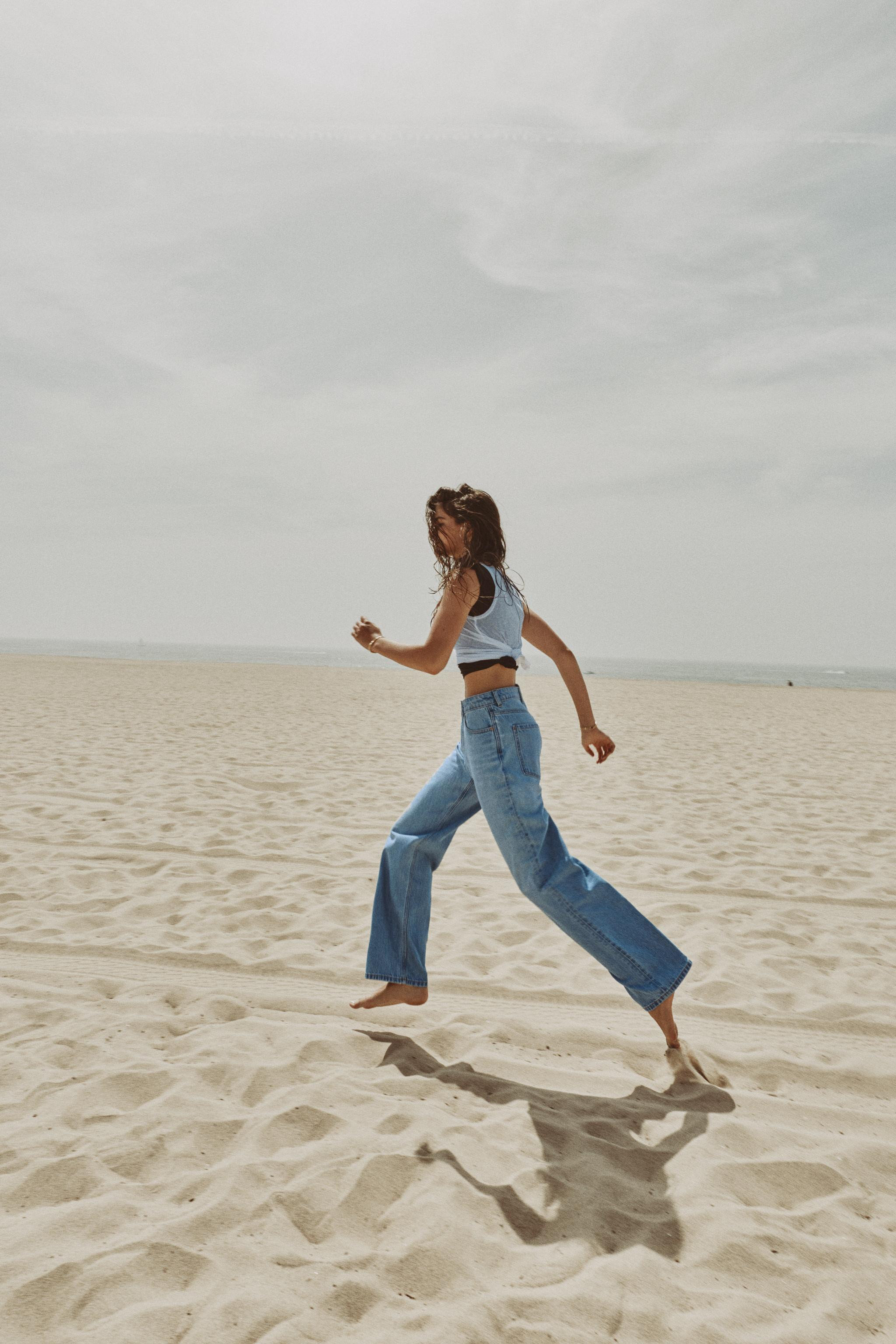 JEANS Z1975 STRAIGHT HIGH-WAIST LONG LENGTH | Zara UK