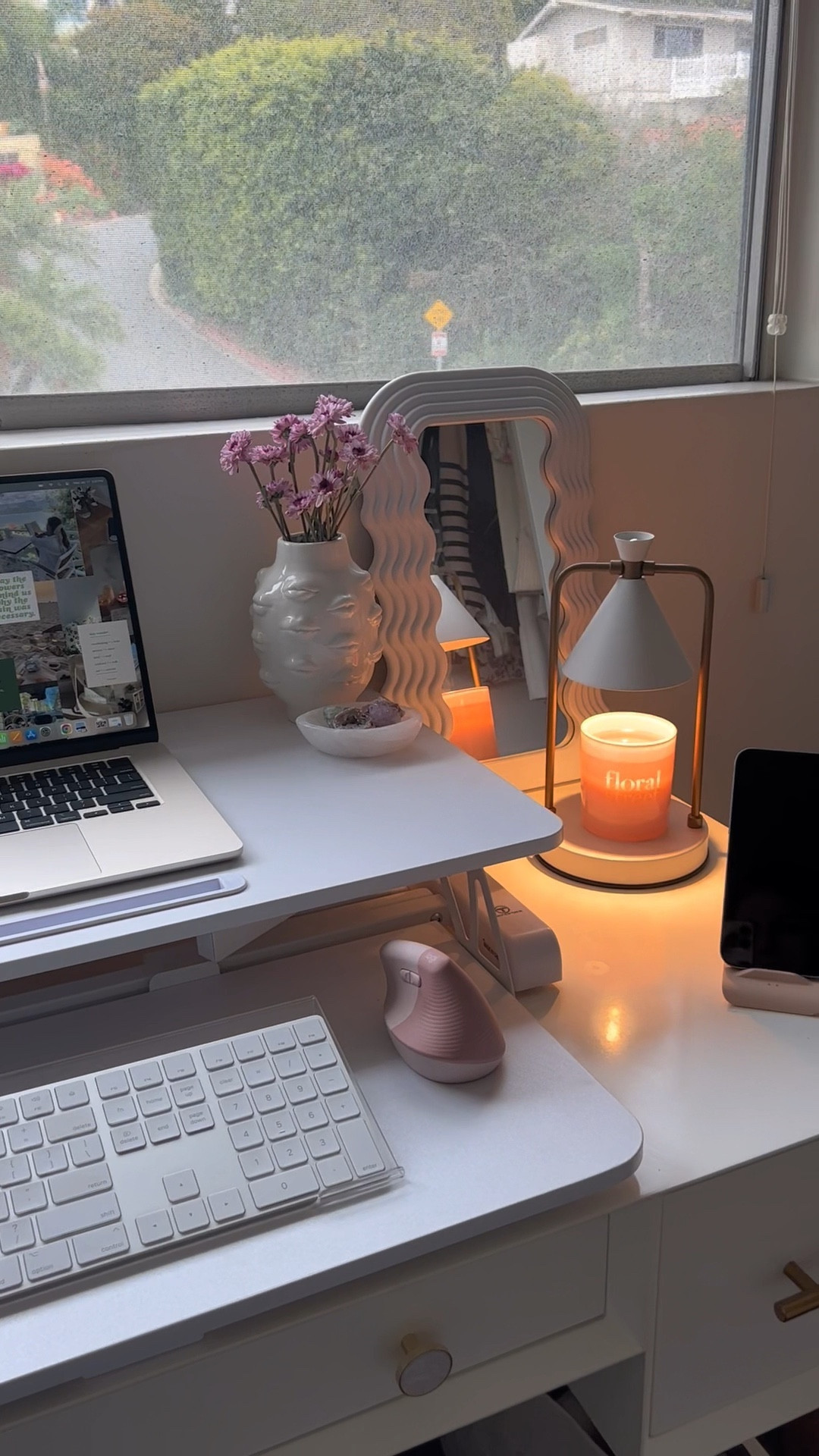 Home office set up!

Home office, desk, office desk, cute desk, mid century modern desk, west elm, computer recs, gadgets, office set up, desk set up, desk decor, office decor, home office decor, home office gadgets, apple products, aesthetic home office, aesthetic desk, unboxing, desk organization

#LTKfamily #LTKVideo #LTKhome