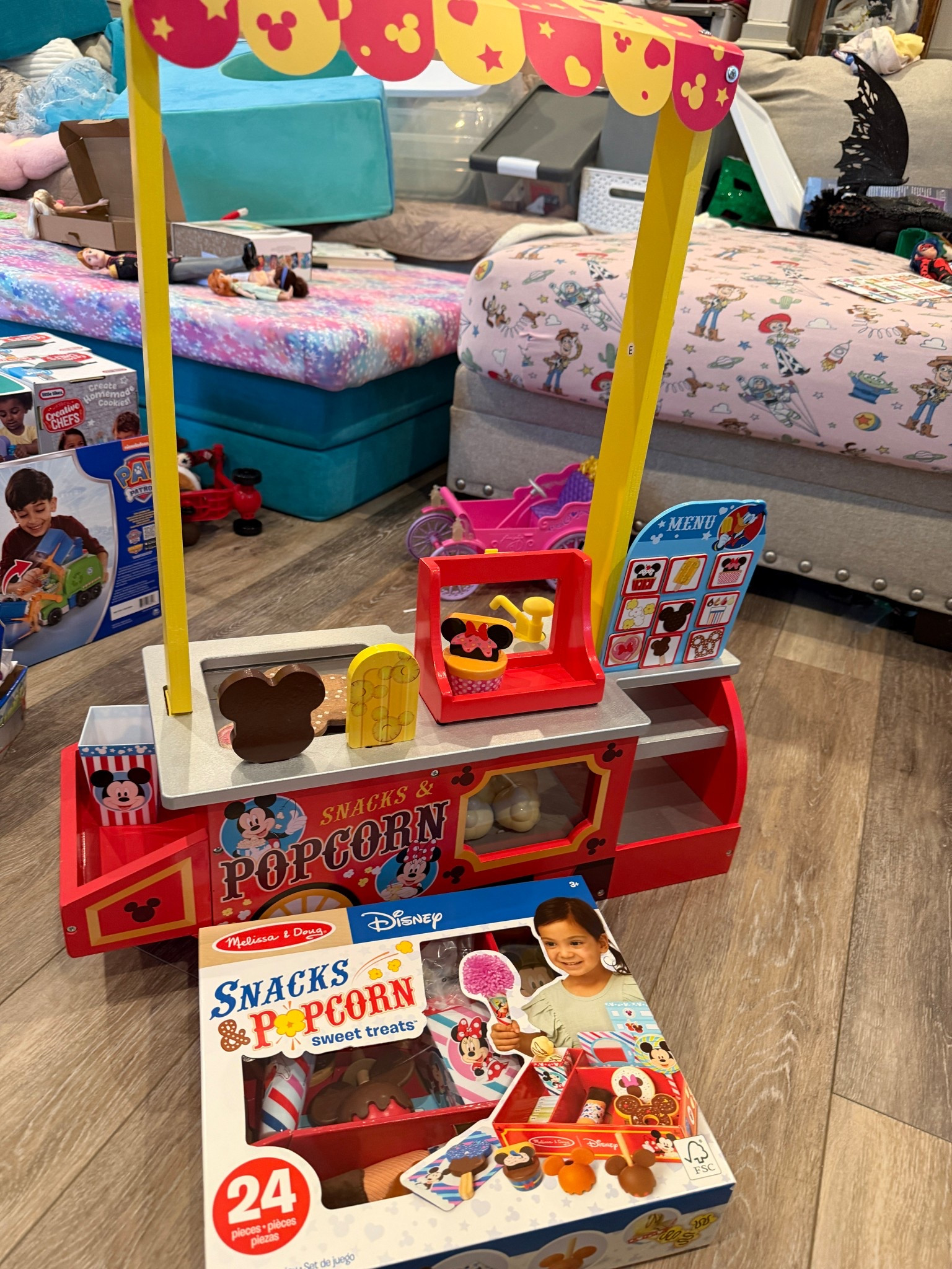 Melissa and Doug Snack and popcorn stand 

#LTKKids #LTKHoliday #LTKGiftGuide