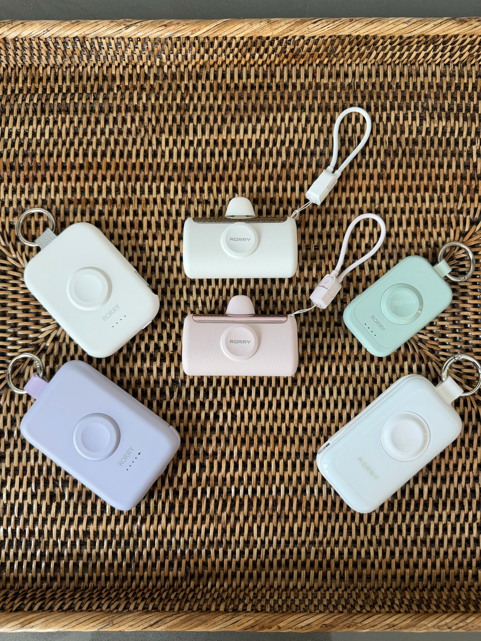 I love that these chargers come in multiple sizes and styles! 🙌🏼😍

#rorry #amazon #portablecharger

#LTKdayinmylife #LTKActive #LTKTravel