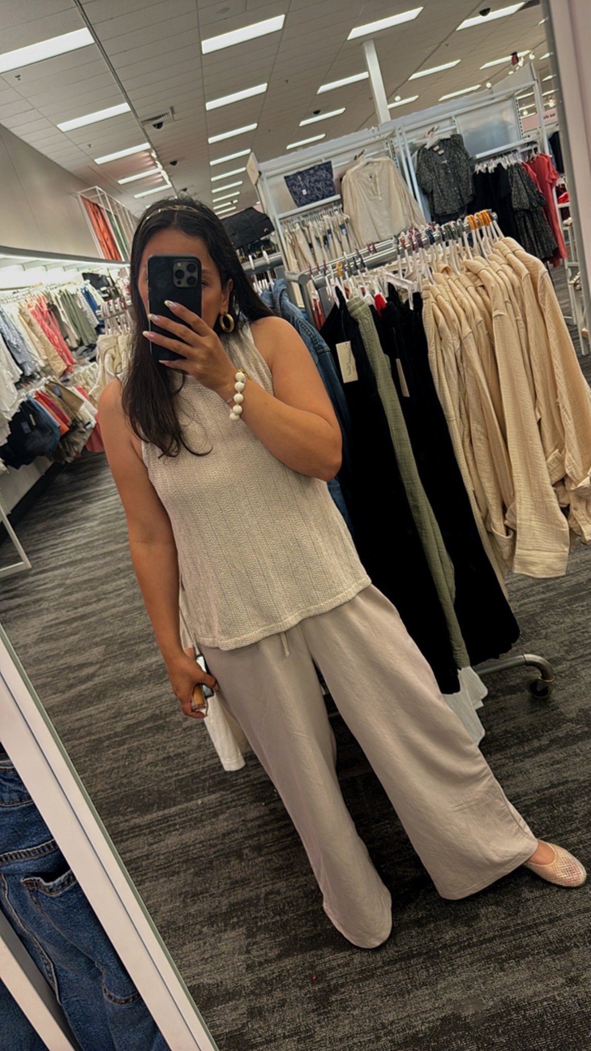 Be sure to HIT the bell so you don’t miss any updates I share 🥰

Love a mirror selfie but love feeling comfortable probably even more! I love linen pants just for the breathable space  they deliver! Love these one by H&M because I usually only ever see white linen. 


#LTKPetite #LTKStyleTip #LTKSummerEdit
