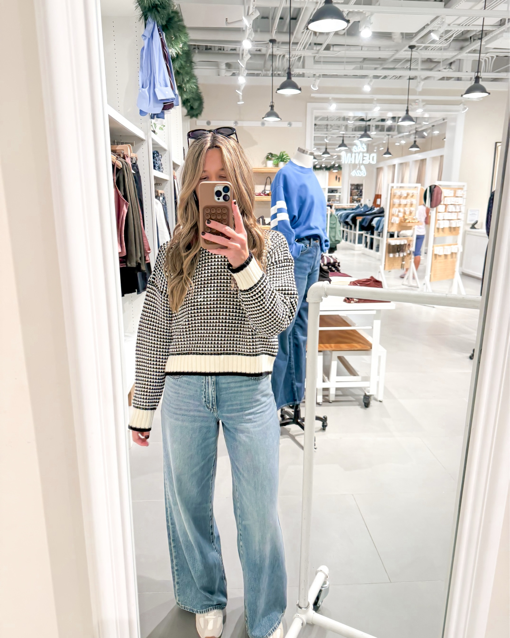 Sweaters to buy right now
All size small 

#LTKSeasonal #LTKOver40