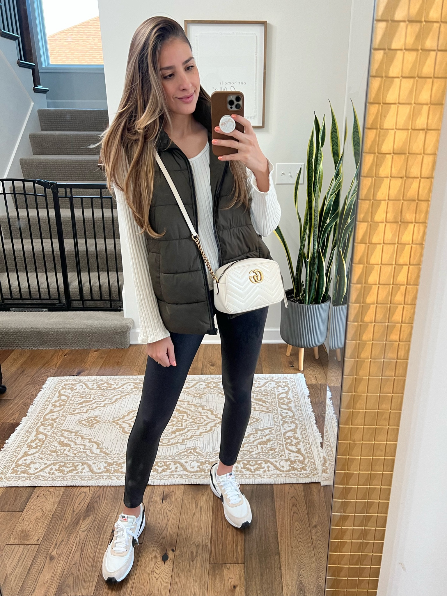 Airport outfit✈️Faux leather leggings, long sleeve top, puffer vest, Nike sneakers!


#LTKstyletip #LTKtravel #LTKshoecrush