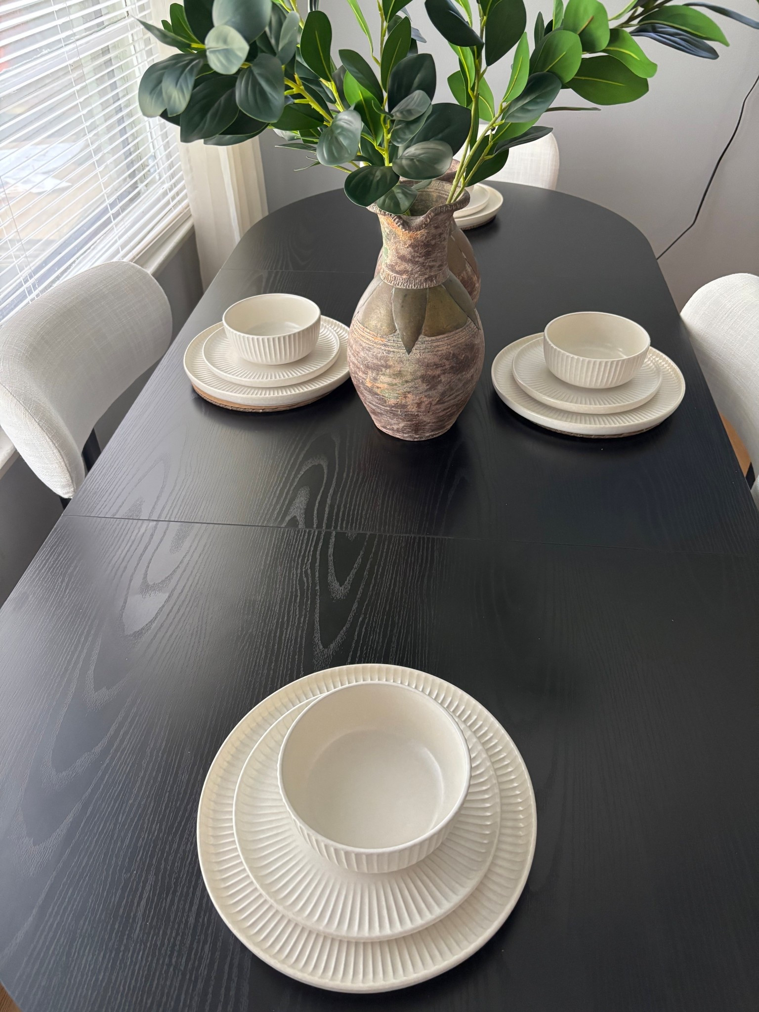 Famiware Starlight - Set of 4 plates and bowls (12 pieces), corrugated textured stoneware tableware, dishwasher and microwave safe, chip resistant, reactive enamel, reactive white

#LTKSummerEdit #LTKHome #LTKSaleAlert