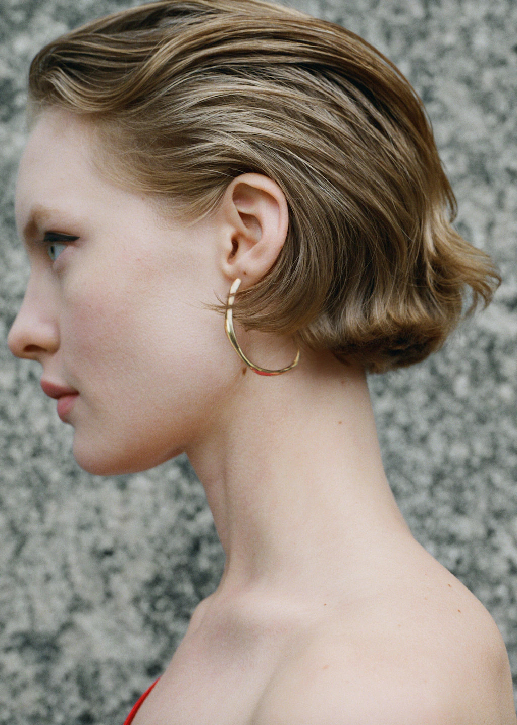 Twisted hoop earrings - Women | MANGO USA | Mango (US/MX/AU)