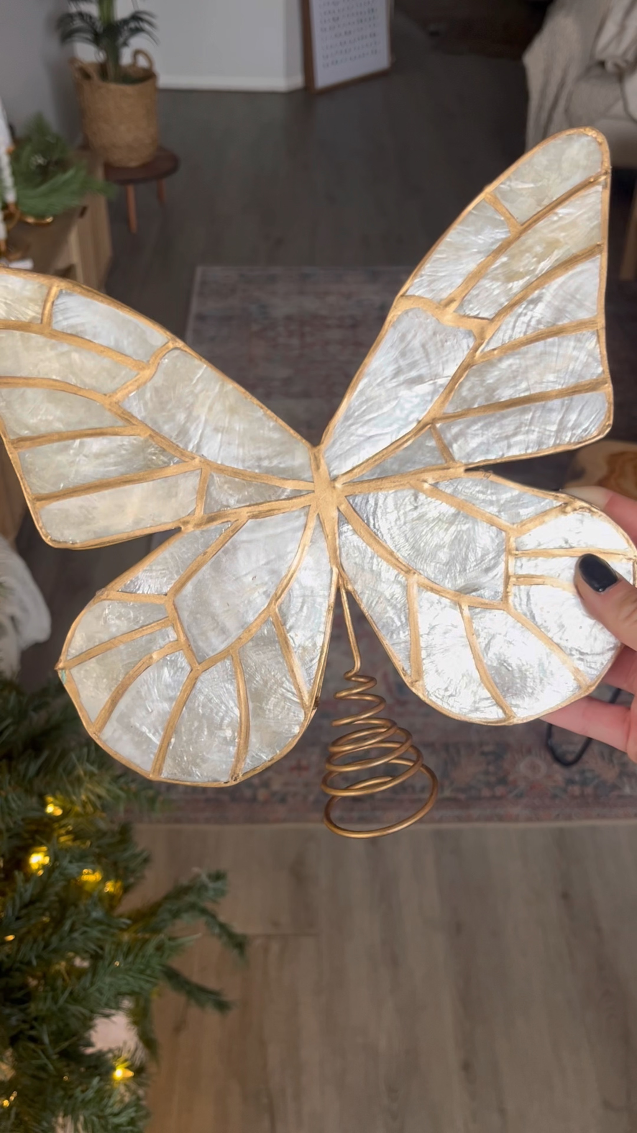 Anthropologie Delia Tree Topper