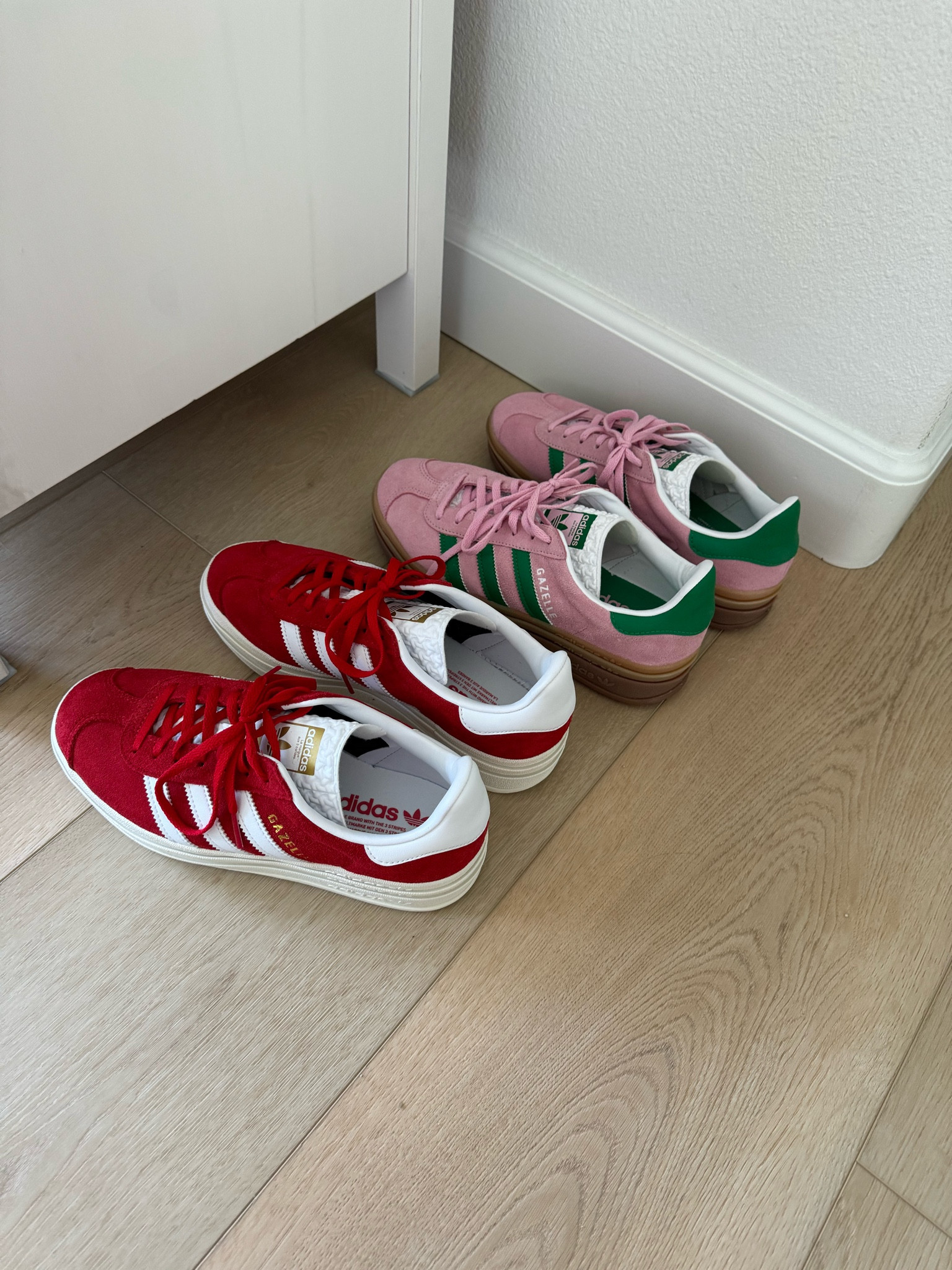 The most fun way to elevate a simple outfit and add a POP of color 💥
NOTE: size down 1 full size! These run big😊


#LTKStyleTip #LTKMidsize #LTKShoeCrush