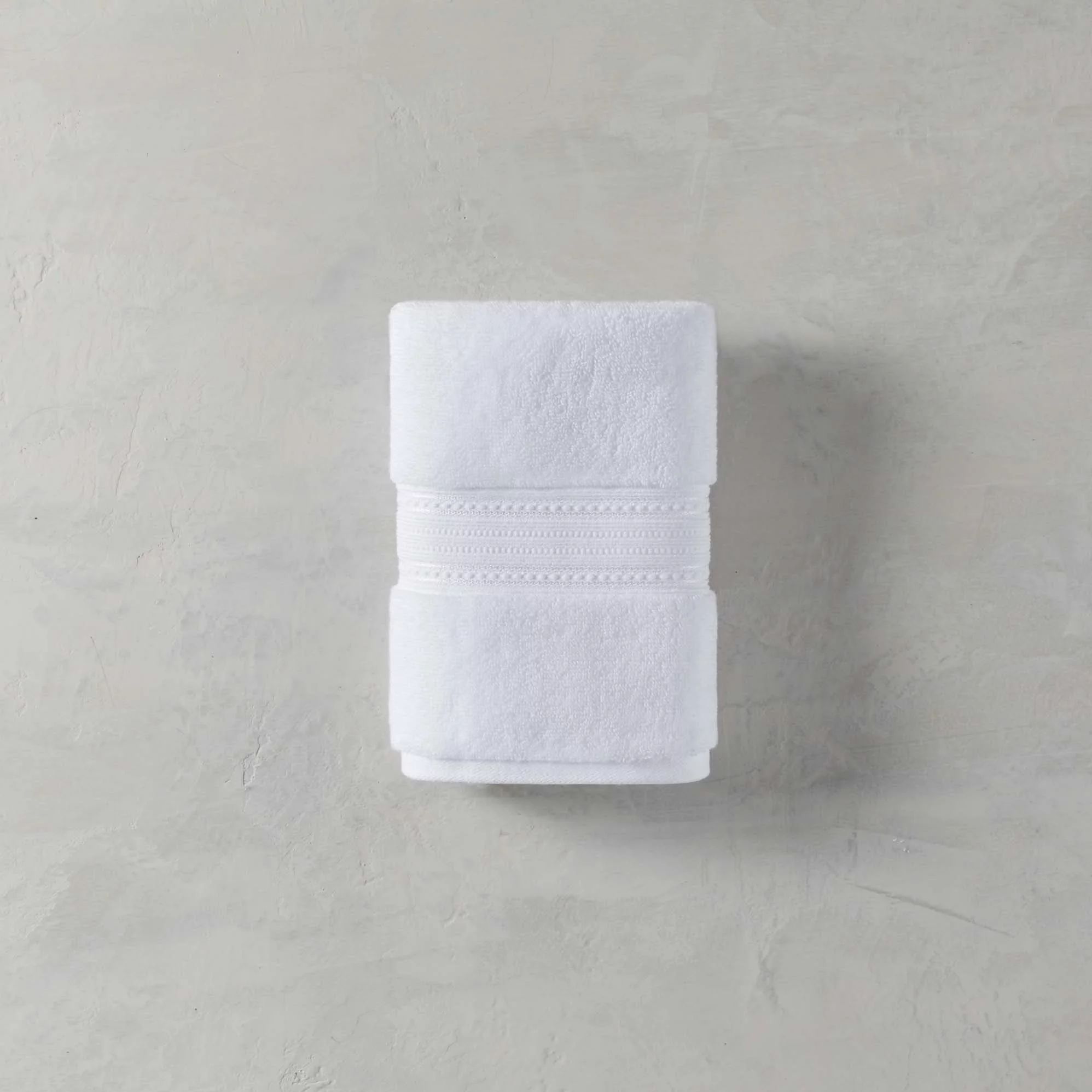 Better Homes & Gardens Signature Soft Hand Towel, Arctic White - Walmart.com | Walmart (US)