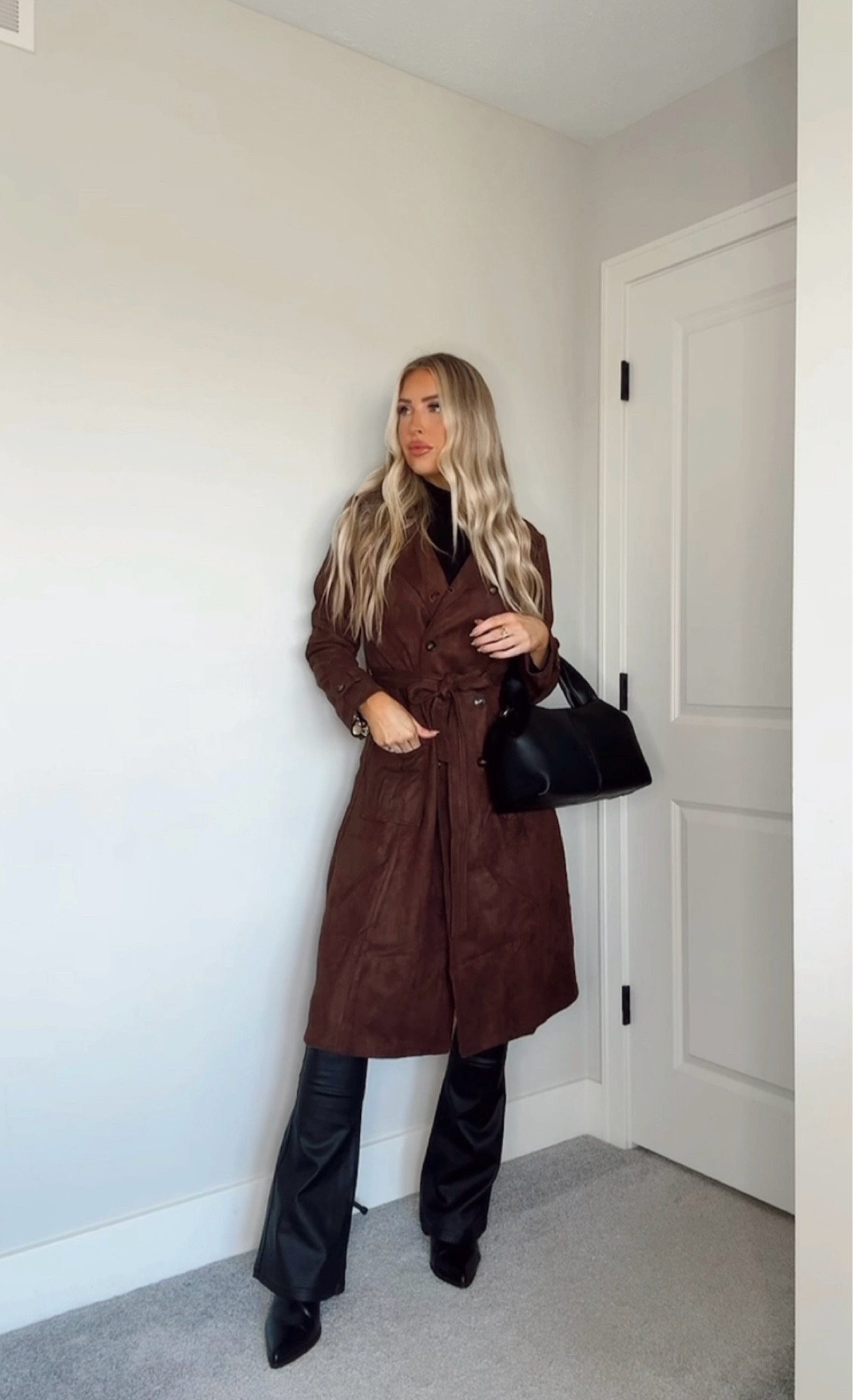 7 days of Amazon Holiday Outfits 🎄 Day 4/7! It wouldn’t be the holidays without a pair of leather pants & I love that these are tall girl friendly 🖤 wearing a size M in the pants & coat and a size S in the turtleneck 

#LTKFindsUnder100 #LTKStyleTip #LTKHoliday